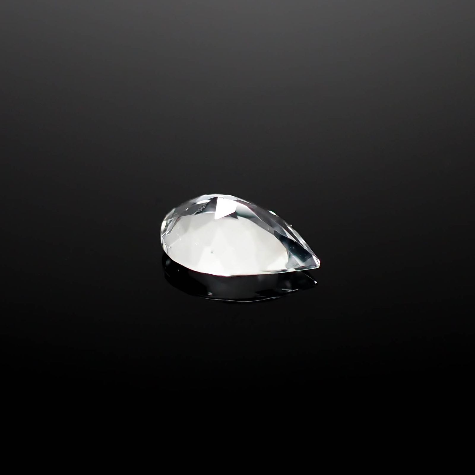 ゴッシェナイト パキスタン・ヒマラヤ産 0.50ct[240527452]7.1x5.1mm前後