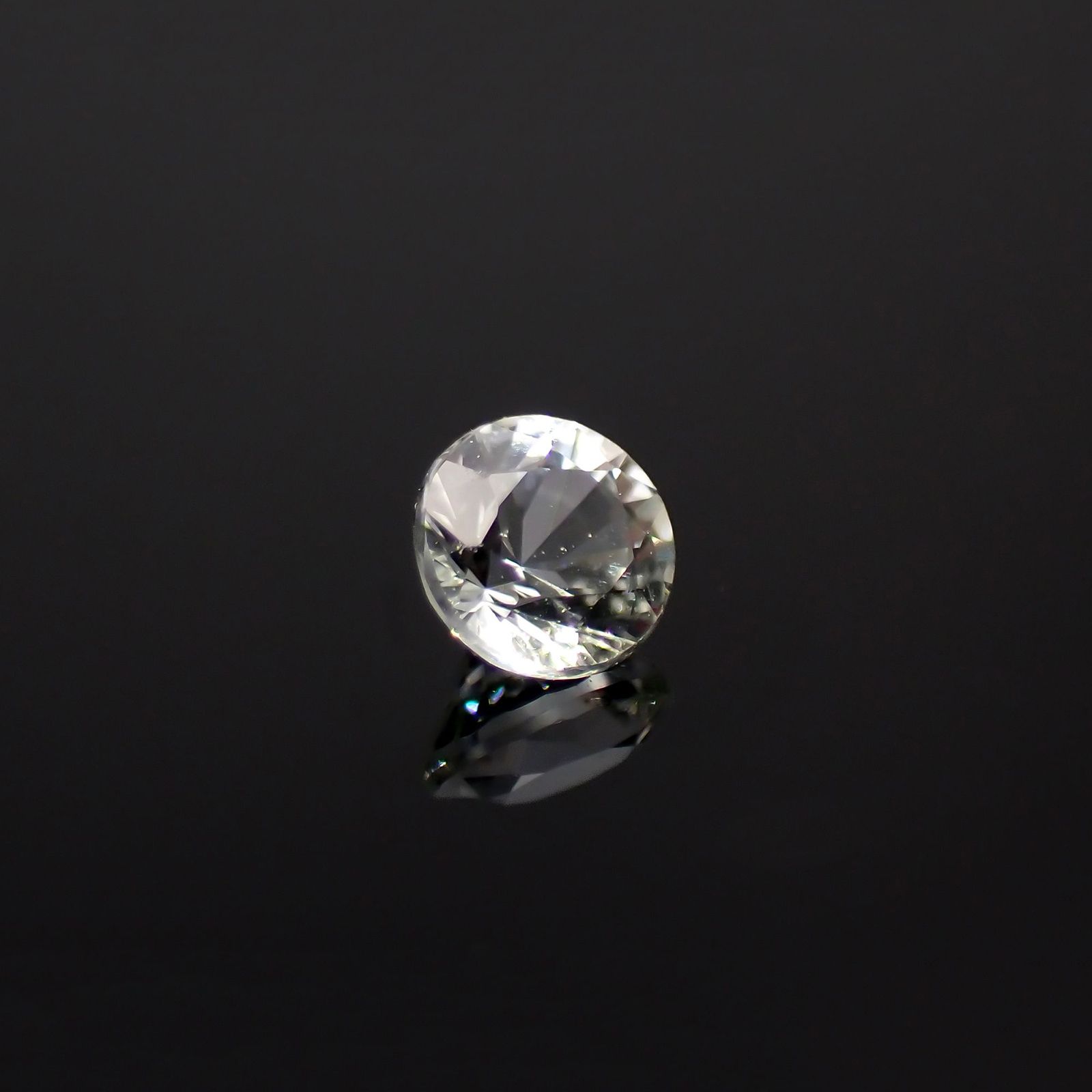 リューコガーネット ビルマ産 0.14ct [230923494]3x3mm前後