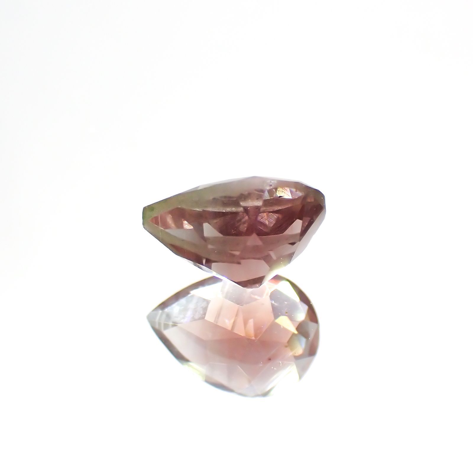 オレゴンサンストーン(宝石名ラブラドライト)アメリカ・オレゴン州産 0.72ct 識別済[231023903]7x5mm前後