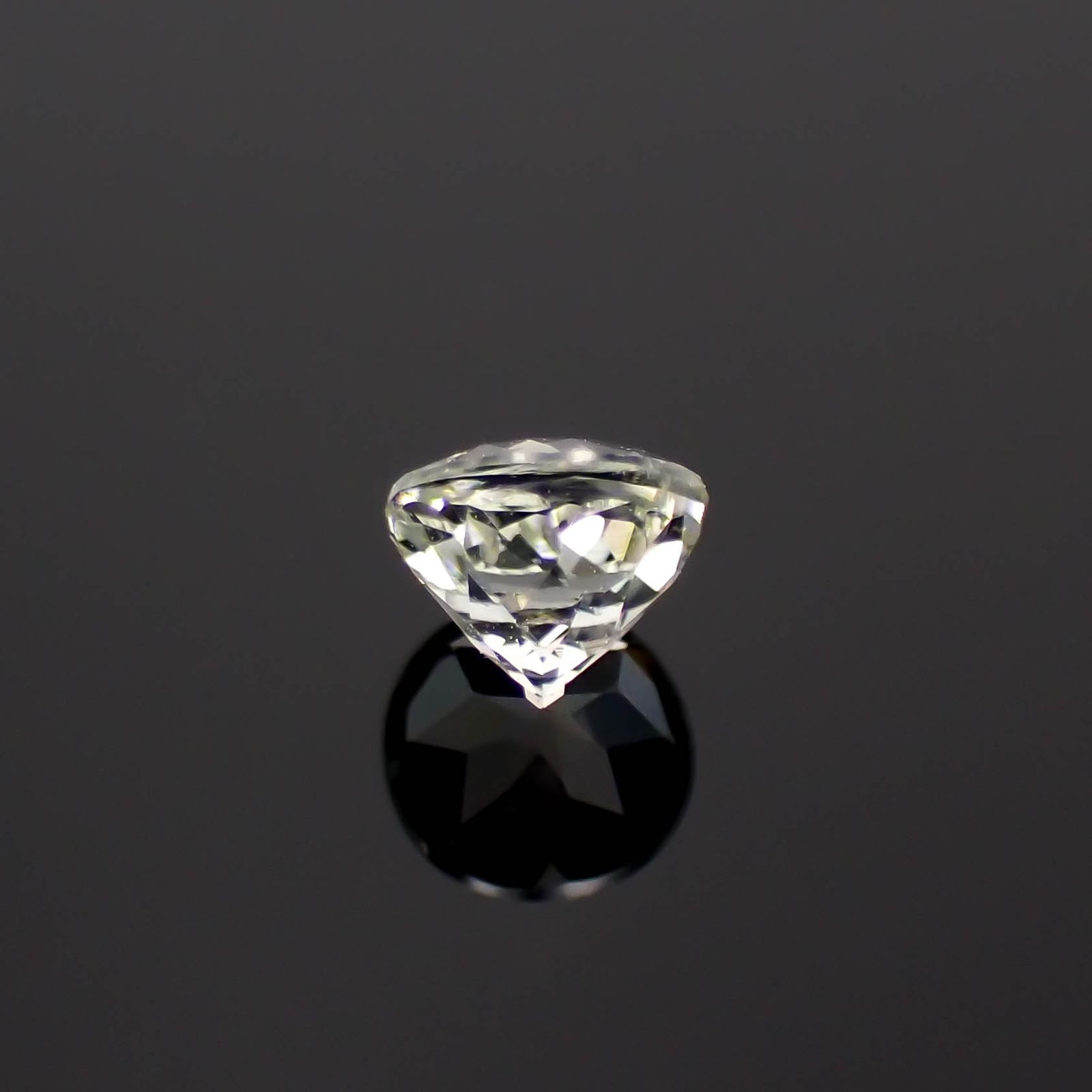 リューコガーネット ビルマ産 0.25ct[230421419]3.5x3.5mm前後