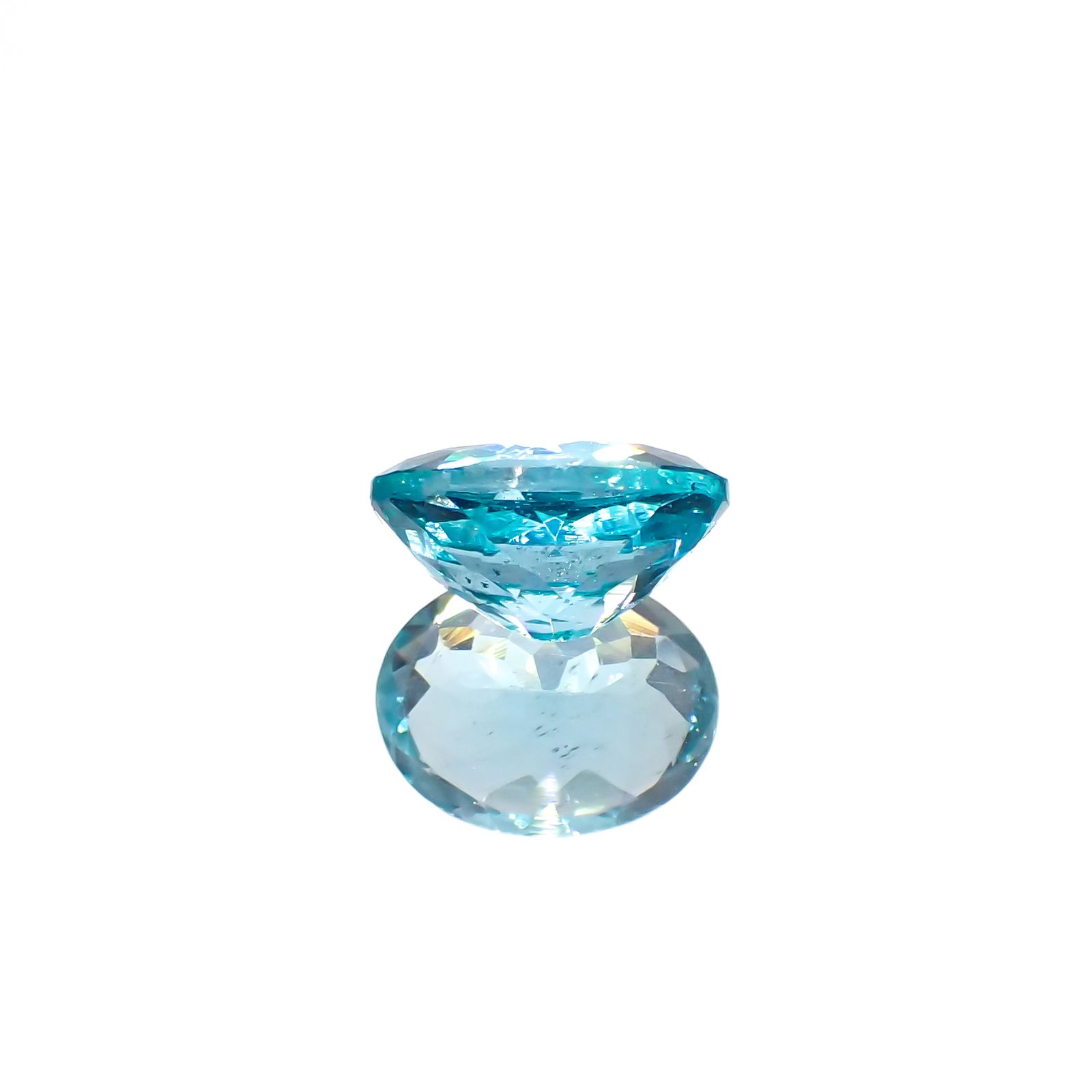 アパタイト(宝石名アパタイト)ブラジル産 2.18ct 識別済[230321345]9.1x7.2mm前後