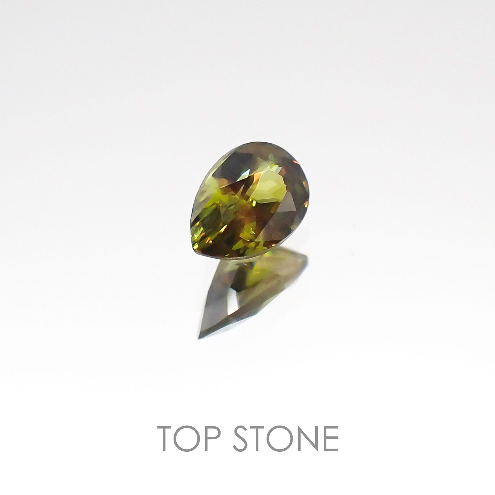 スフェーン パキスタン産 ルース 0.18ct[20107041]4.5×3mm前後
