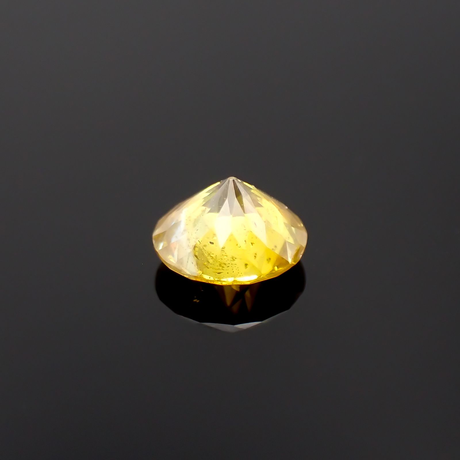 スファレライト スペイン産 0.91ct[230722753]5.8x5.8mm前後