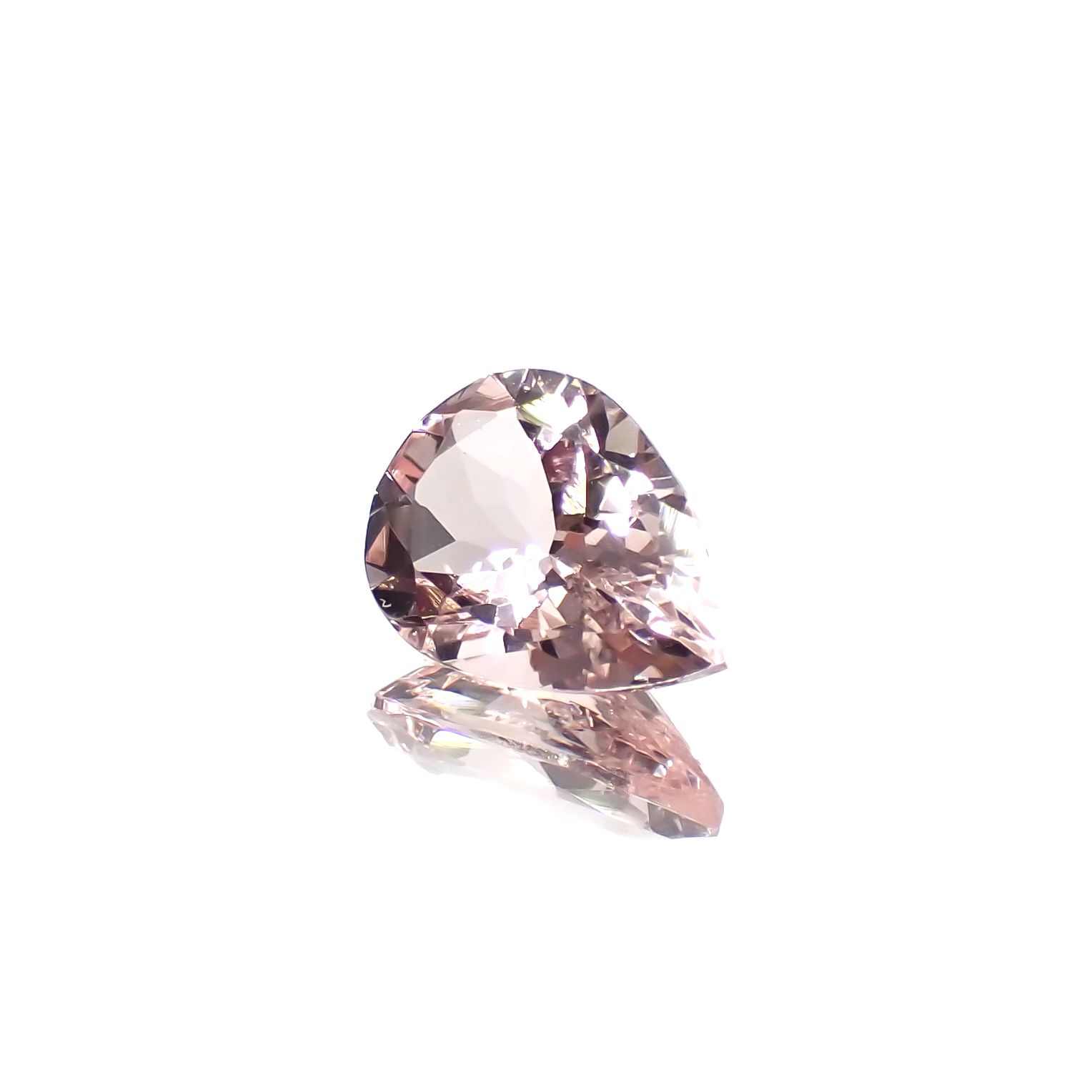 モルガナイト ブラジル産 0.85ct[230421790]8x6mm前後