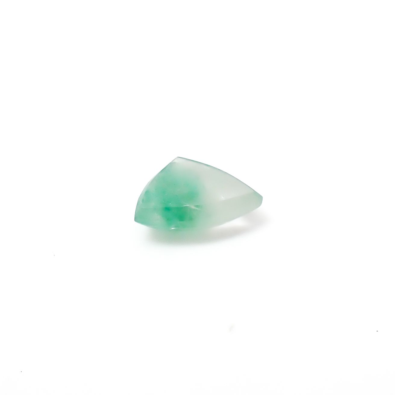エメラルドインクォーツ ブラジル産 2.46ct / 8.9x11.7mm前後 [260432037]