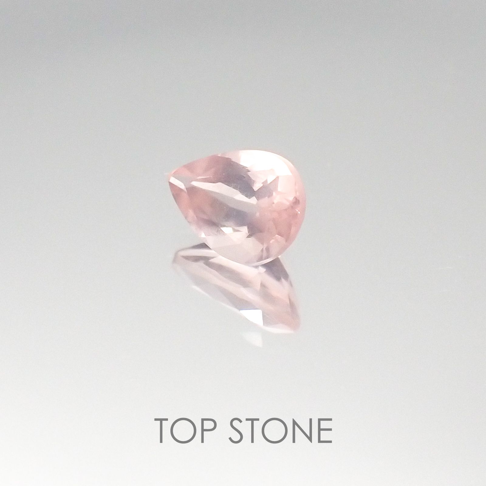 ディープローズクォーツ モザンビーク産 ルース 0.37ct[20095376]5.9×4.1mm前後