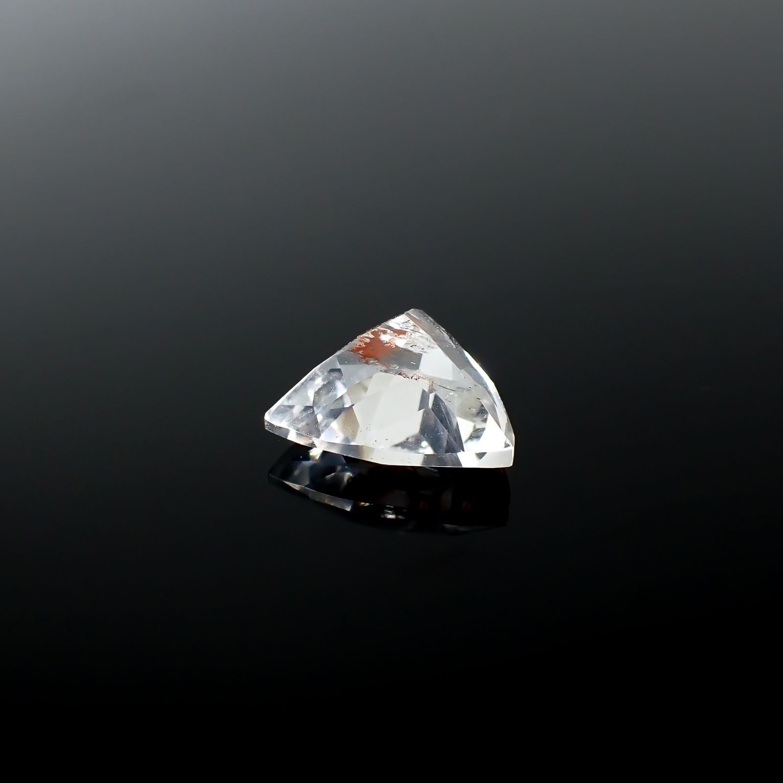オーロラクォーツ ブラジル産 4.77ct / 12.1x12.1mm前後 [240225904]