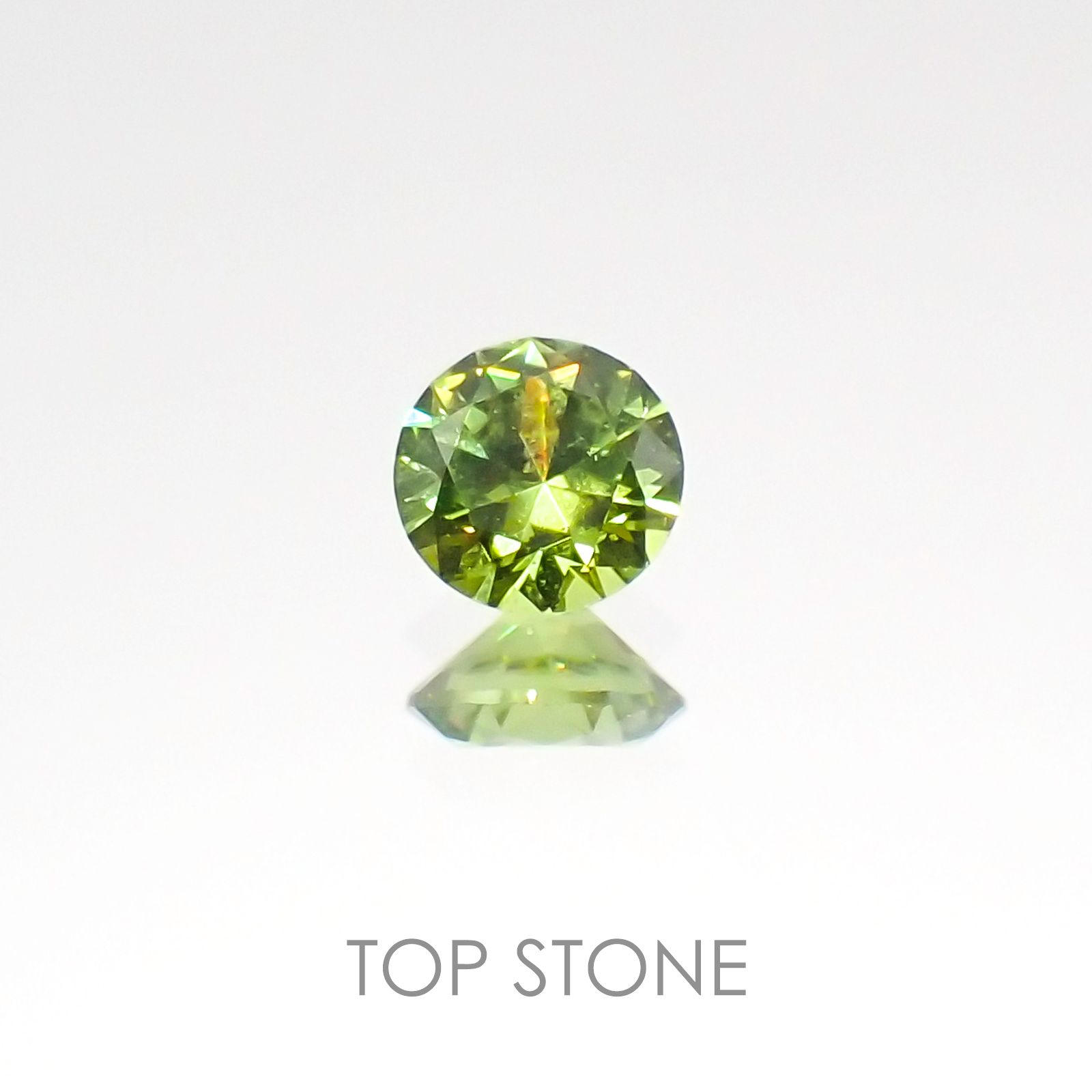 デマントイドガーネット ロシア産 ルース 0.17ct[20107338]3.4×3.4mm前後