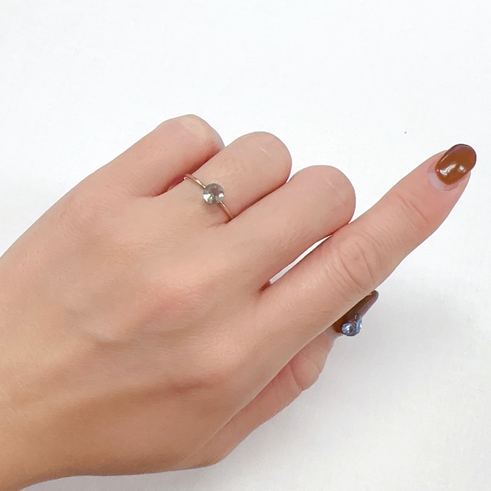 バイカラーオレゴンサンストーン(宝石名バイカラー・ラブラドライト)アメリカ・オレゴン州産 0.47ct 識別済[231124122]5.1x5.1mm前後