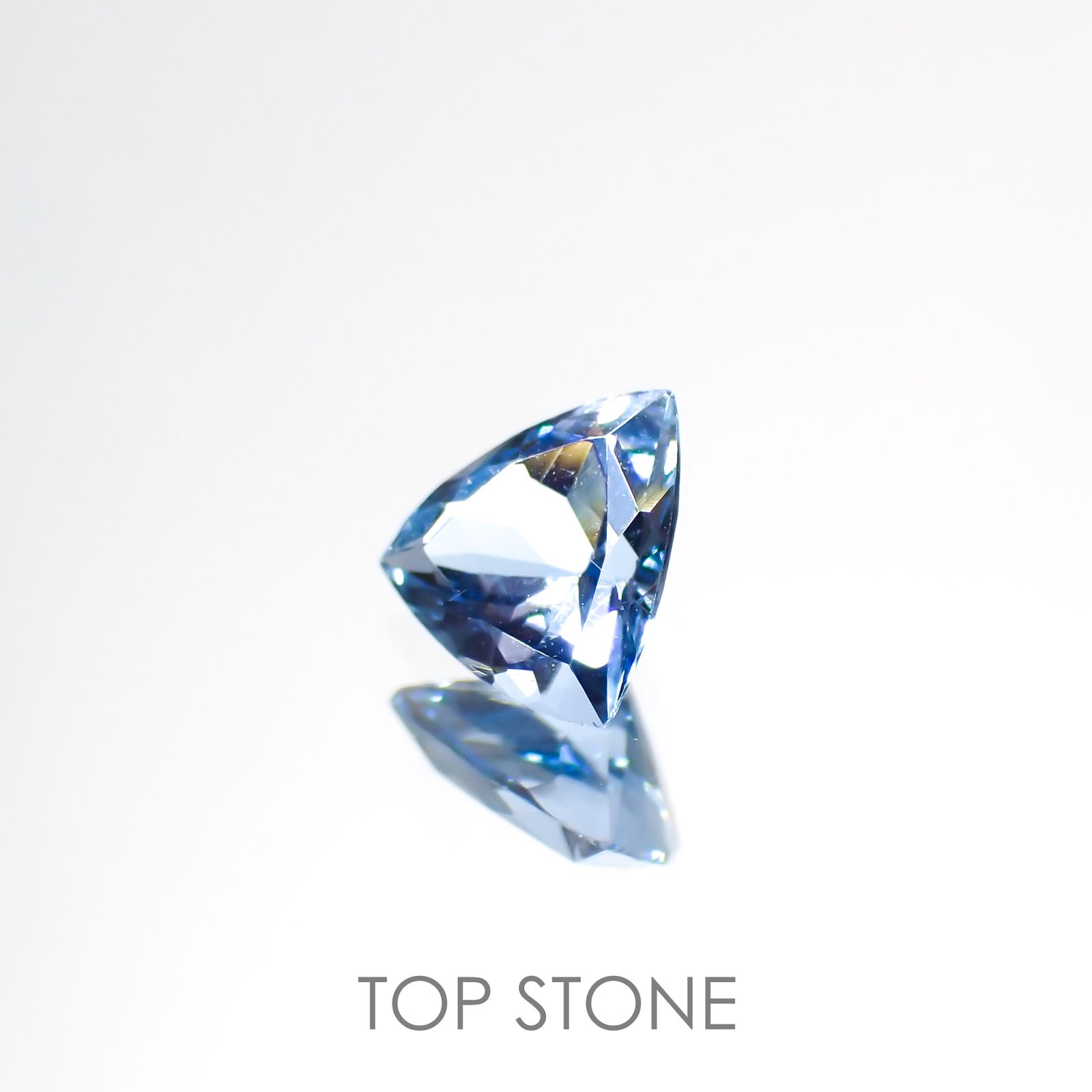 サンタマリアアクアマリン ブラジル産 0.47ct[220114044]5.6x5.7mm前後