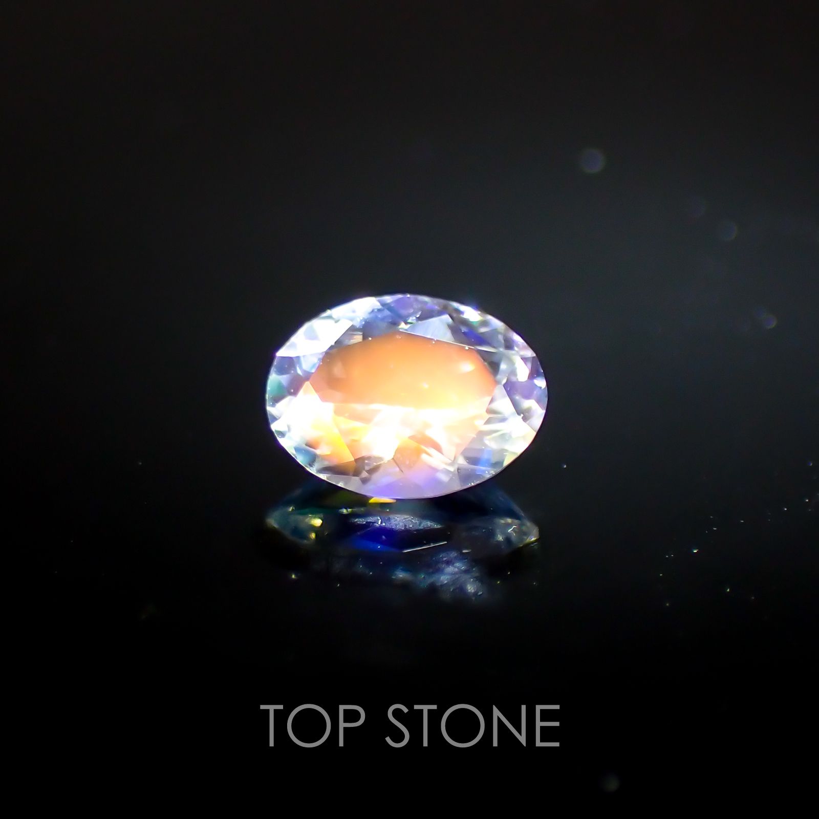 レインボームーンストーン(アンデシンラブラドライト) マダガスカル産 ルース 0.28ct[210410567]5.4×4.2mm前後