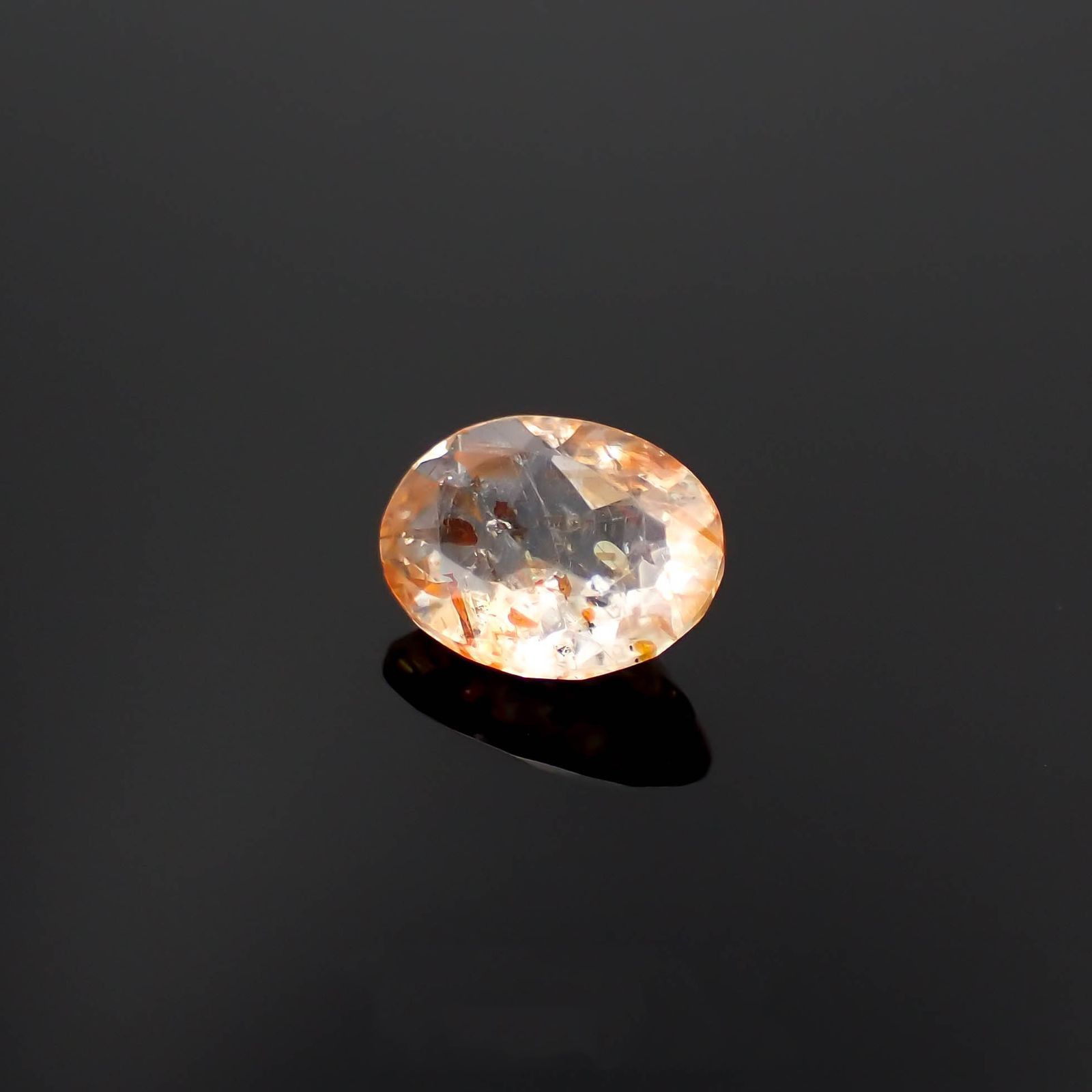 イリュージョンサンストーン タンザニア産 1.51ct / 9.1x7mm前後 [230120120]