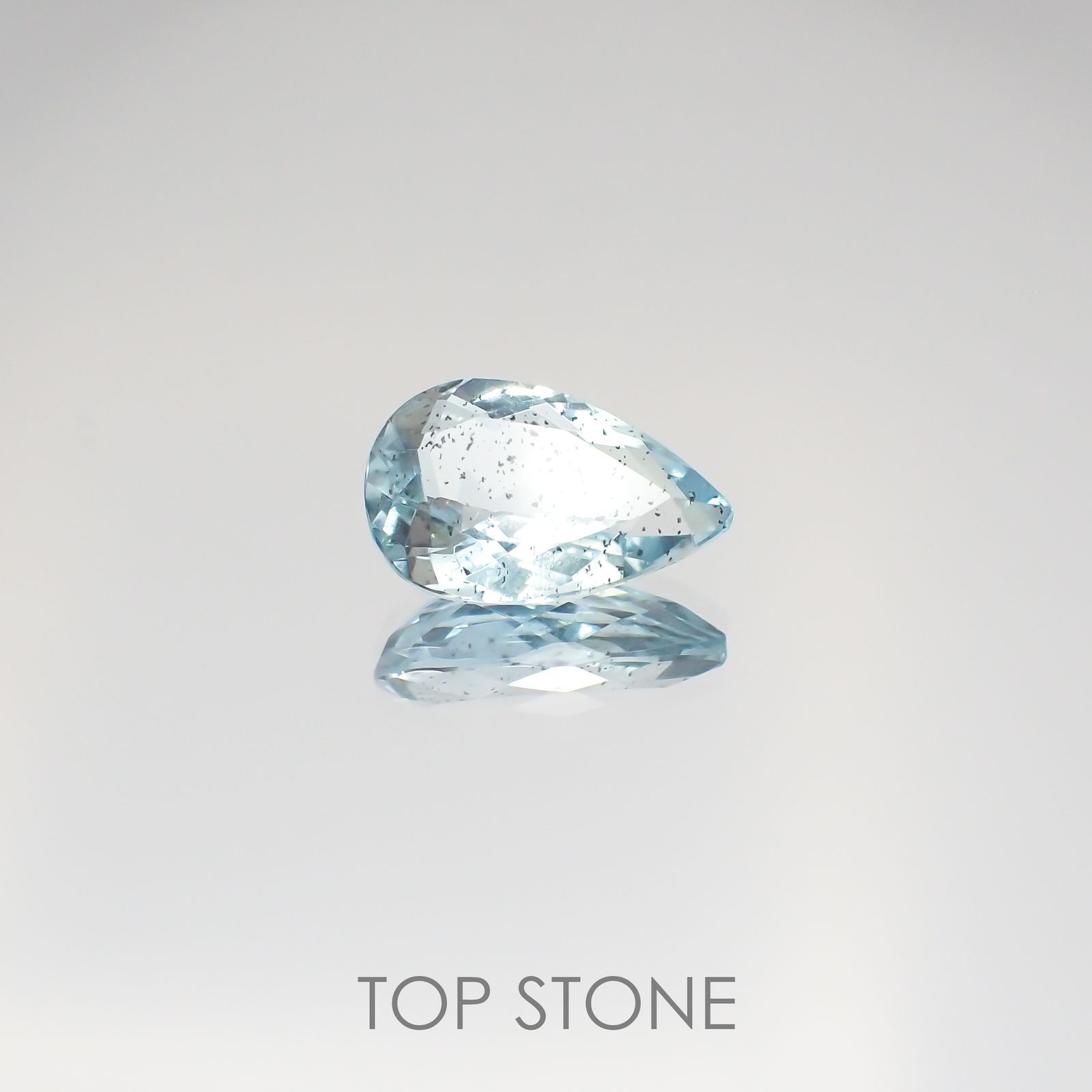アベンチュリンアクアマリン ブラジル産 ルース 2.42ct[210510792]12.1×8mm前後