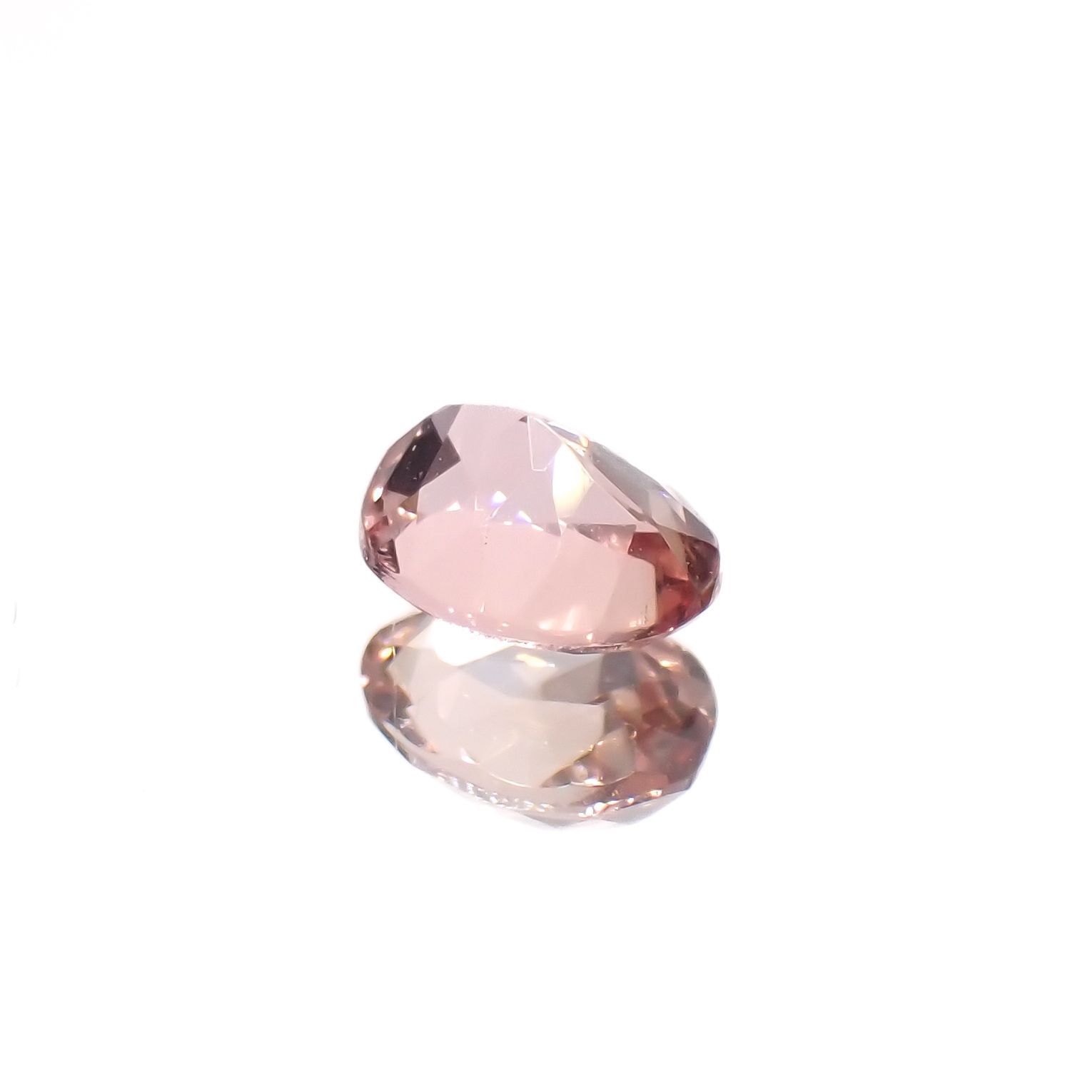 インペリアルトパーズ(宝石名トパーズ)ブラジル産 0.42ct 識別済[220917914]5x3.9mm前後