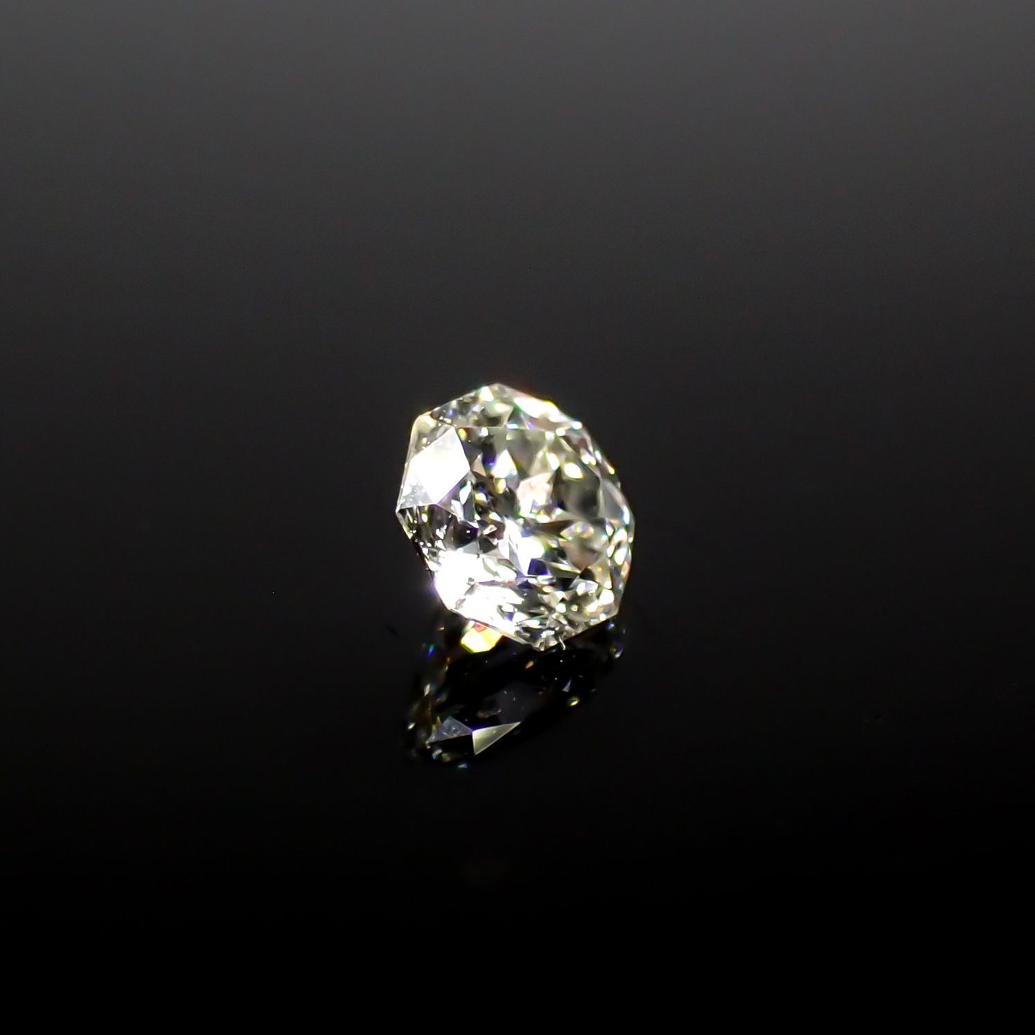 ◇オクタゴンカット◇ダイヤモンド 0.12ct[240427029]3x3mm前後