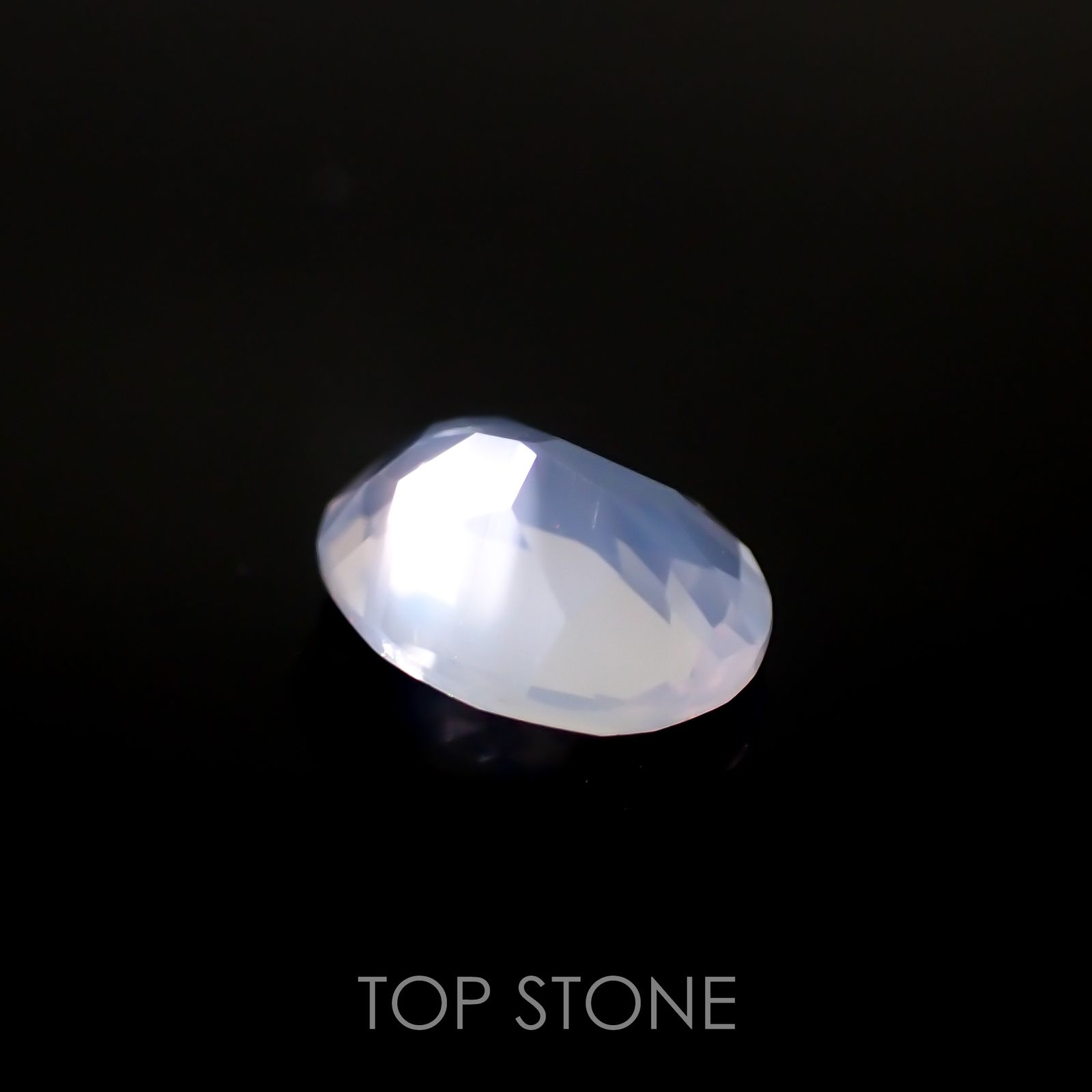 ムーンストーン(宝石名ムーンストーン)インド/スリランカ産 0.63ct 識別済[211113674]7.1x5.1mm前後