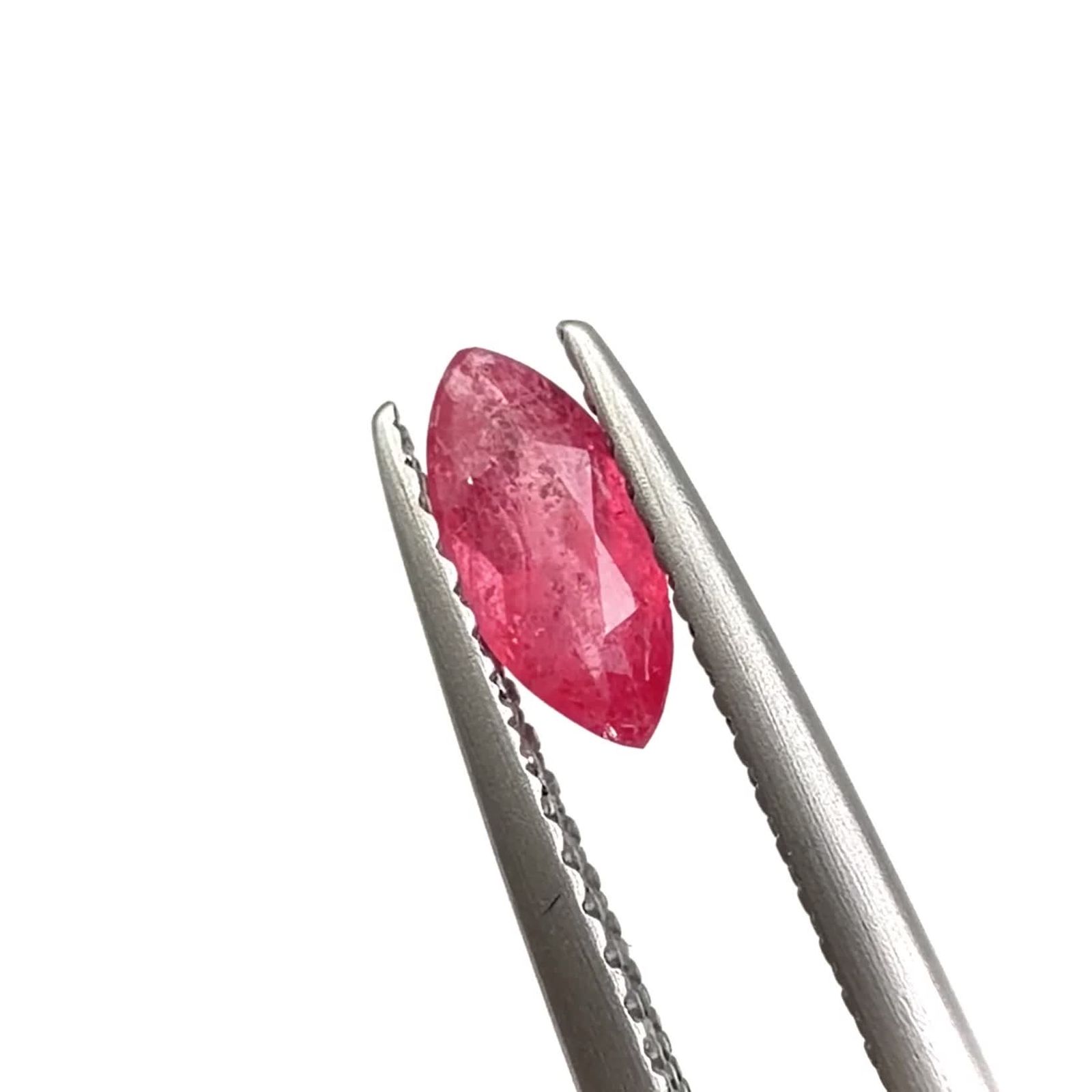 【超絶レア】ブラジル, モロダミナ産ジェミーロードナイト原石［宝石質］ ロードナイト ブラジル産 0.46ct / 7.4x3.5mm前後 [260732652] | TOP