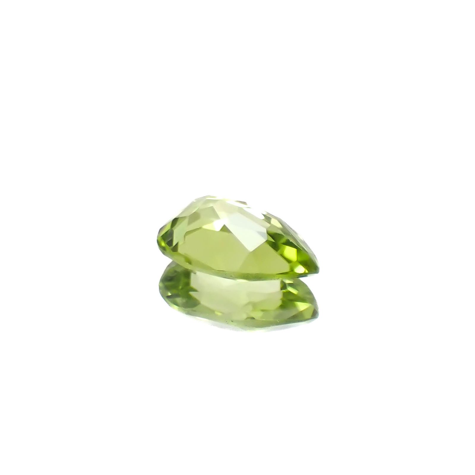 ペリドット 中国産 1.22ct [250330115]8.8x6mm前後