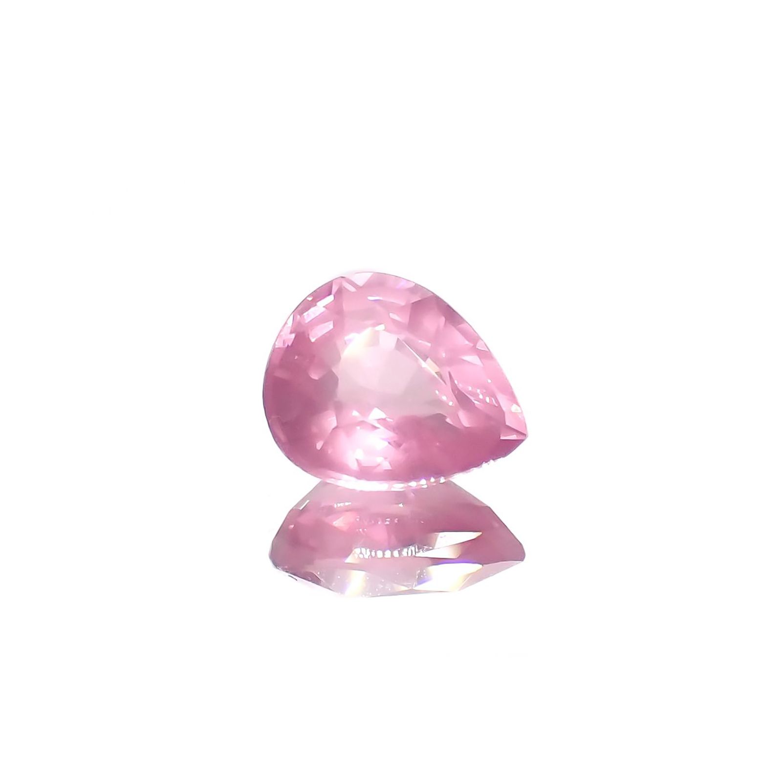 シルキーピンクスピネル(宝石名ピンク・スピネル)タンザニア産 0.95ct 識別済[230120247]6.7x5.5mm前後