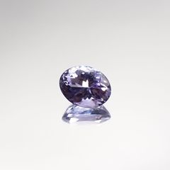 バイカラータンザナイト(宝石名タンザナイト) タンザニア産 1.928ct ソ付(彩珠)[210711832]8.4×6.6mm前後