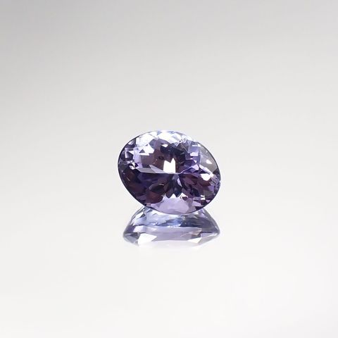 バイカラータンザナイト(宝石名タンザナイト) タンザニア産 1.928ct ソ付(彩珠)[210711832]8.4×6.6mm前後