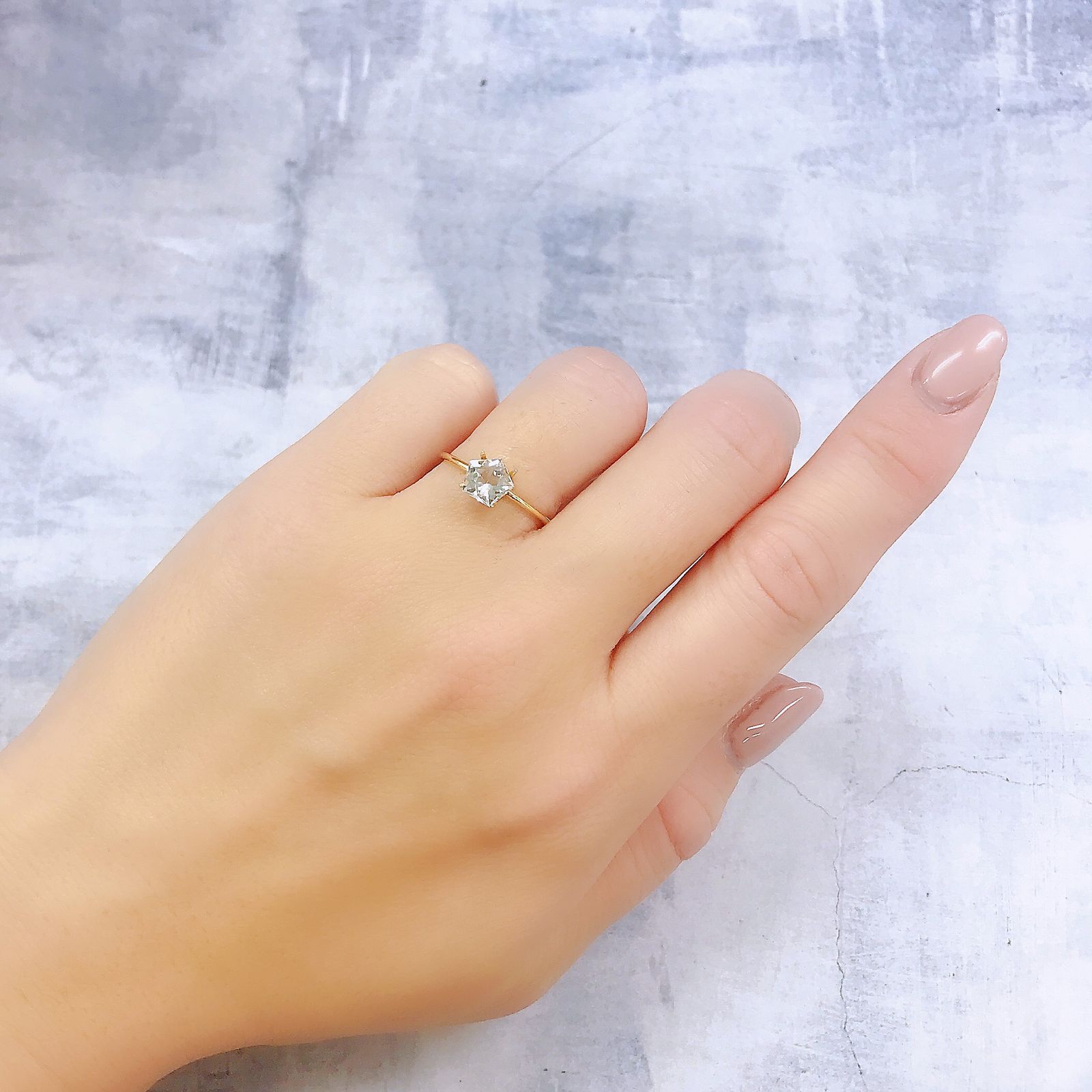 ◇ペンタゴンカット◇ゴッシェナイト(宝石名ゴッシェナイト)ブラジル産 0.86ct 識別済[221219397]6.5x6.9mm前後