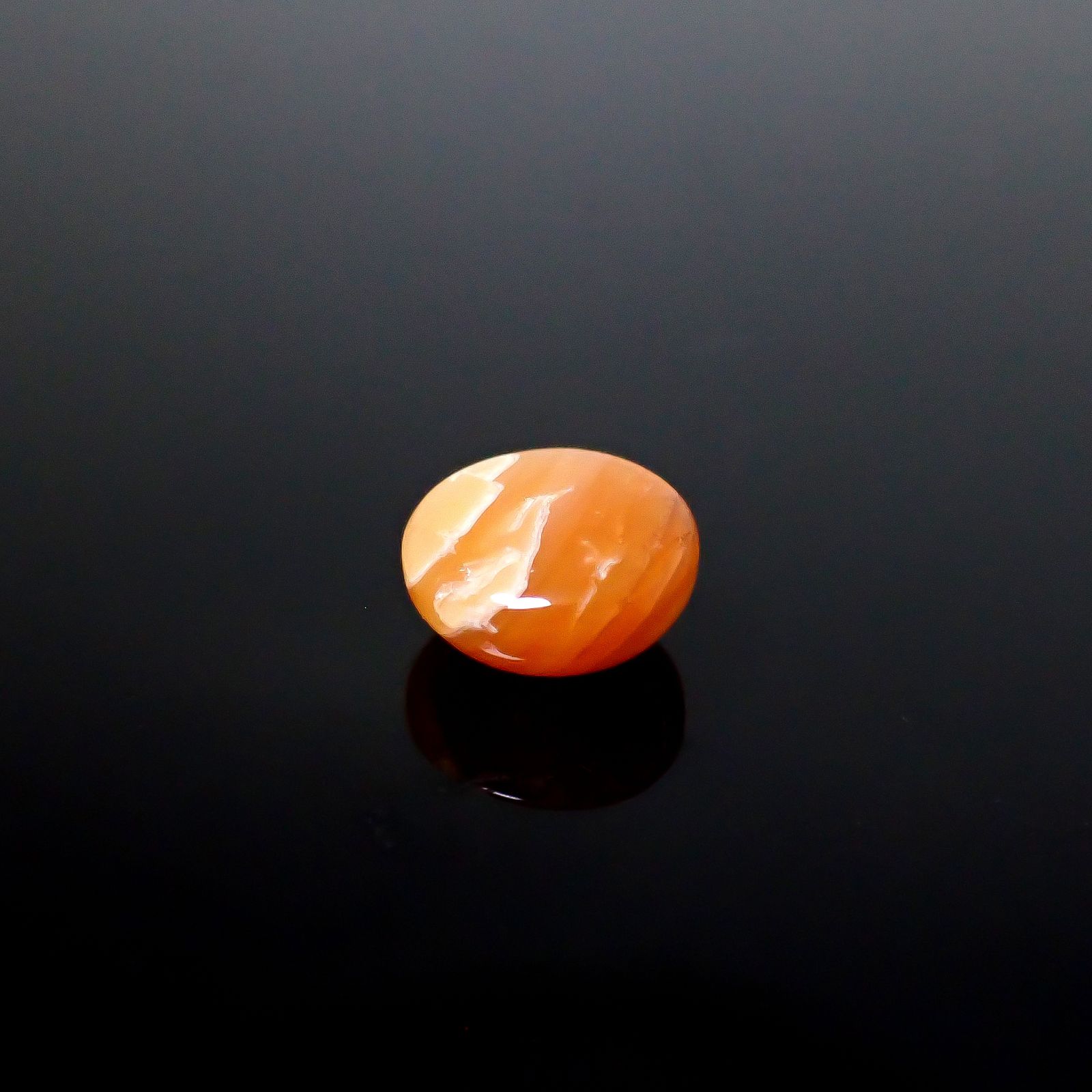 北海道オパール 北海道河東郡鹿追町然別産 2.85ct [250530398]9.7x9.6mm前後
