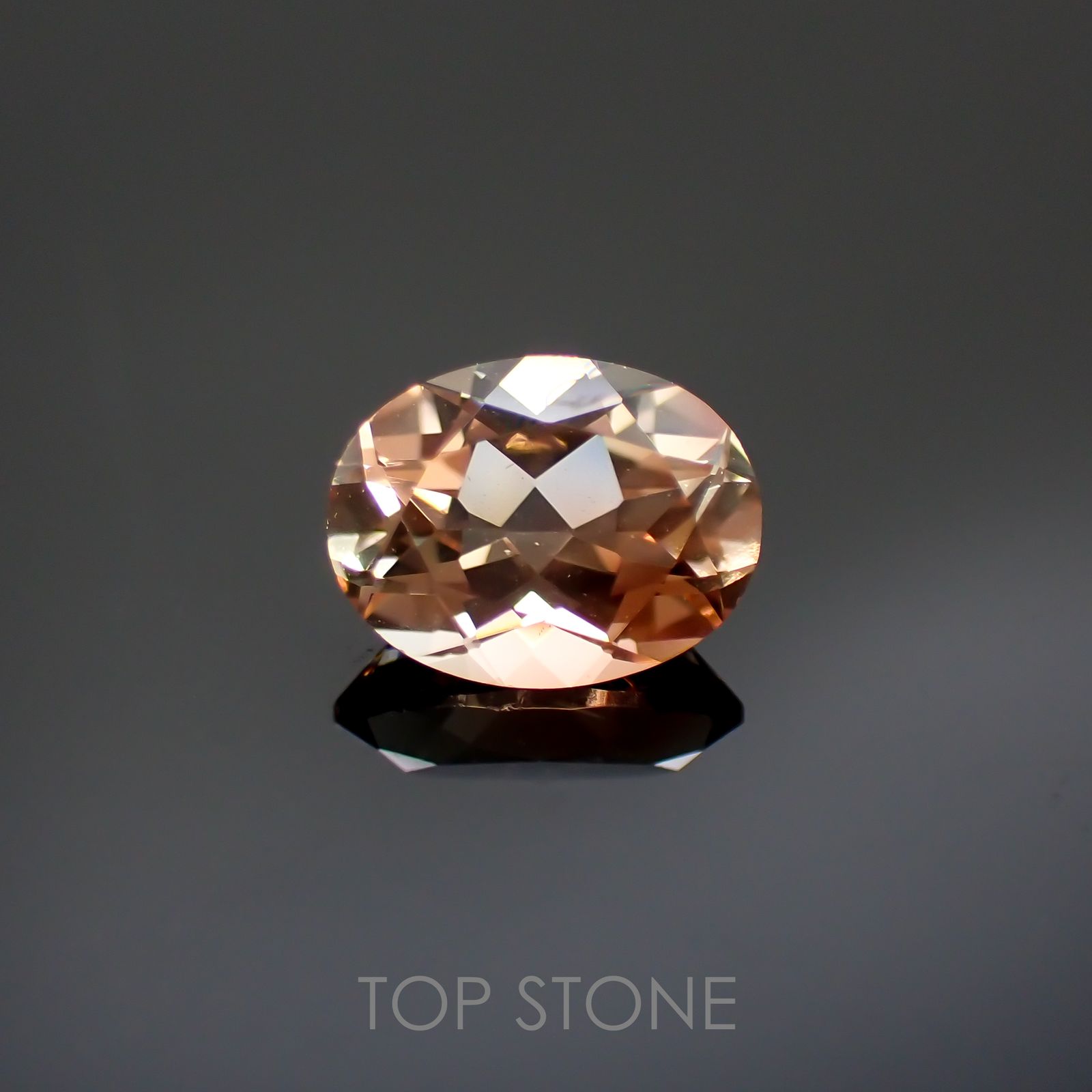 オレゴンサンストーン(宝石名ラブラドライト)アメリカ・オレゴン州産 1.46ct 識別済[220113875]8.5x6.6mm前後