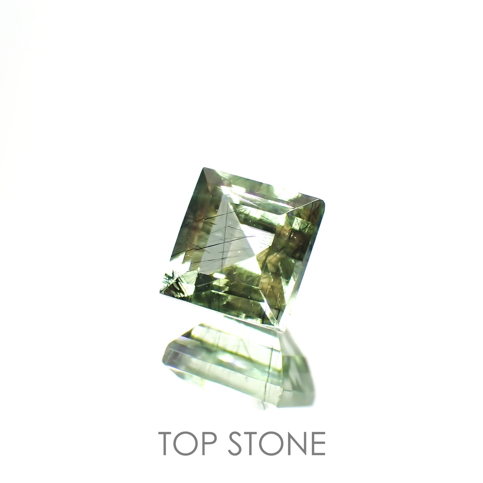 ルドウィジャイトインペリドット パキスタン産 ルース 0.86ct[210913497]5×5mm前後