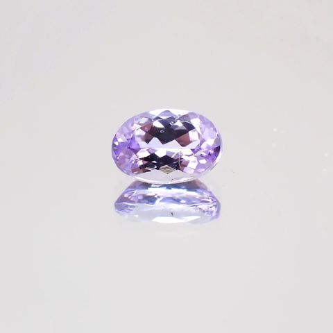 ラベンダーゾイサイト(宝石名ゾイサイト) タンザニア産 0.59ct 識別済[21019347]6.2×4.1mm前後
