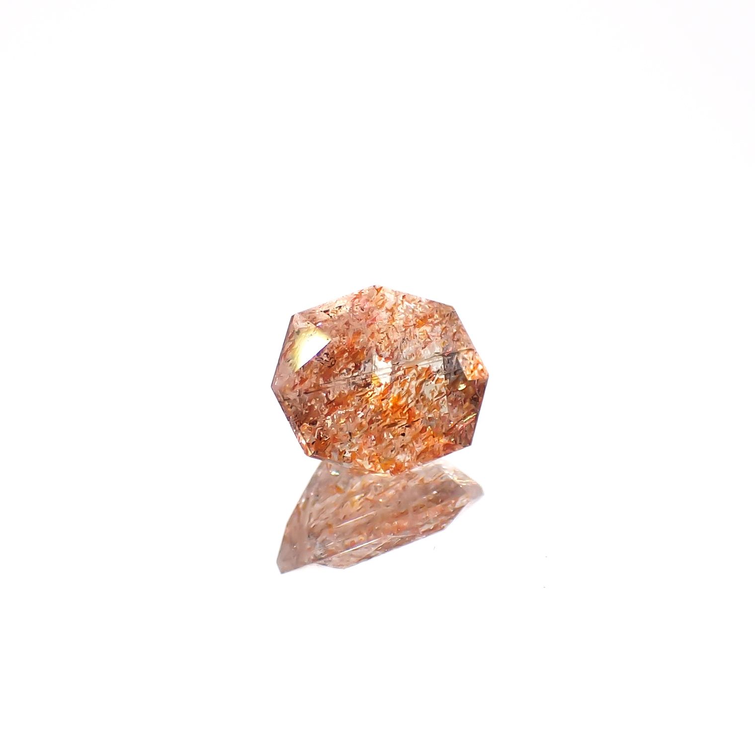 ◇カスタムカット◇イリュージョンサンストーン タンザニア産 0.66ct[240628262]6.5x5.5mm前後