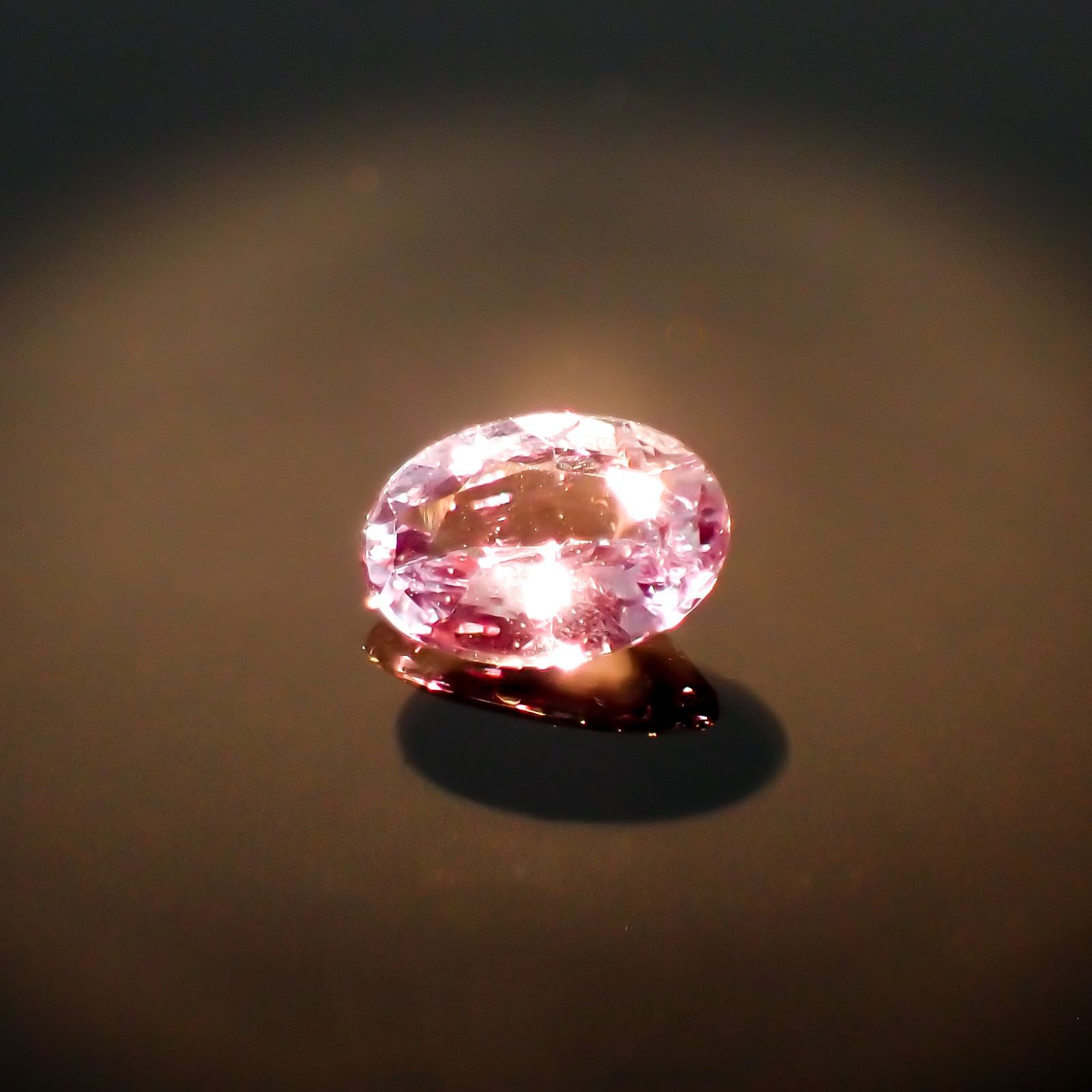 アレキサンドライト(宝石名アレキサンドライト) ブラジル産 0.12ct 識別済[210711870]3.8×2.7mm前後