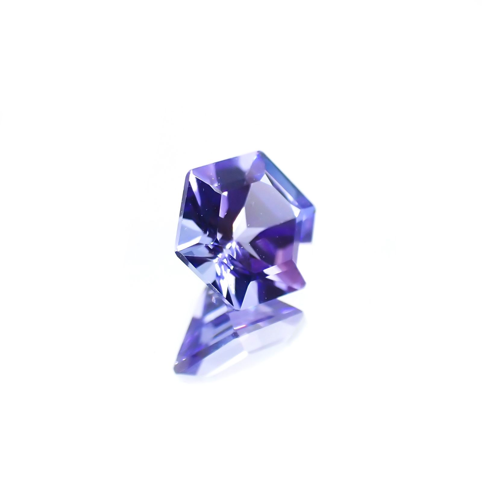 ◇ヘキサゴンカット◇タンザナイトSA(宝石名タンザナイト) タンザニア産 0.50ct 識別済[210610998]4.8×4.8mm前後