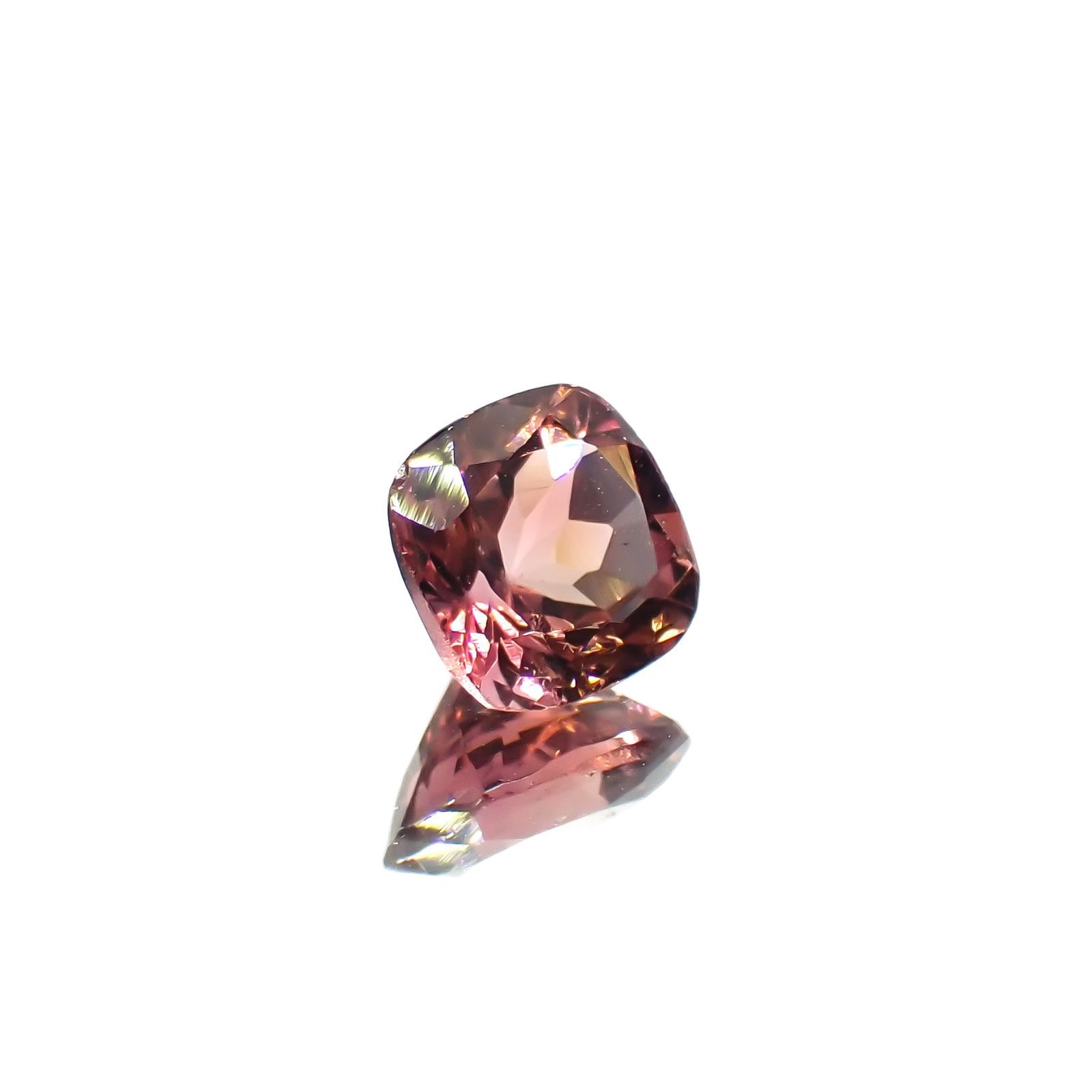 ピンクトルマリン(宝石名トルマリン)コンゴ民主共和国産 1.99ct 識別済[230320846]7.5x7.5mm前後