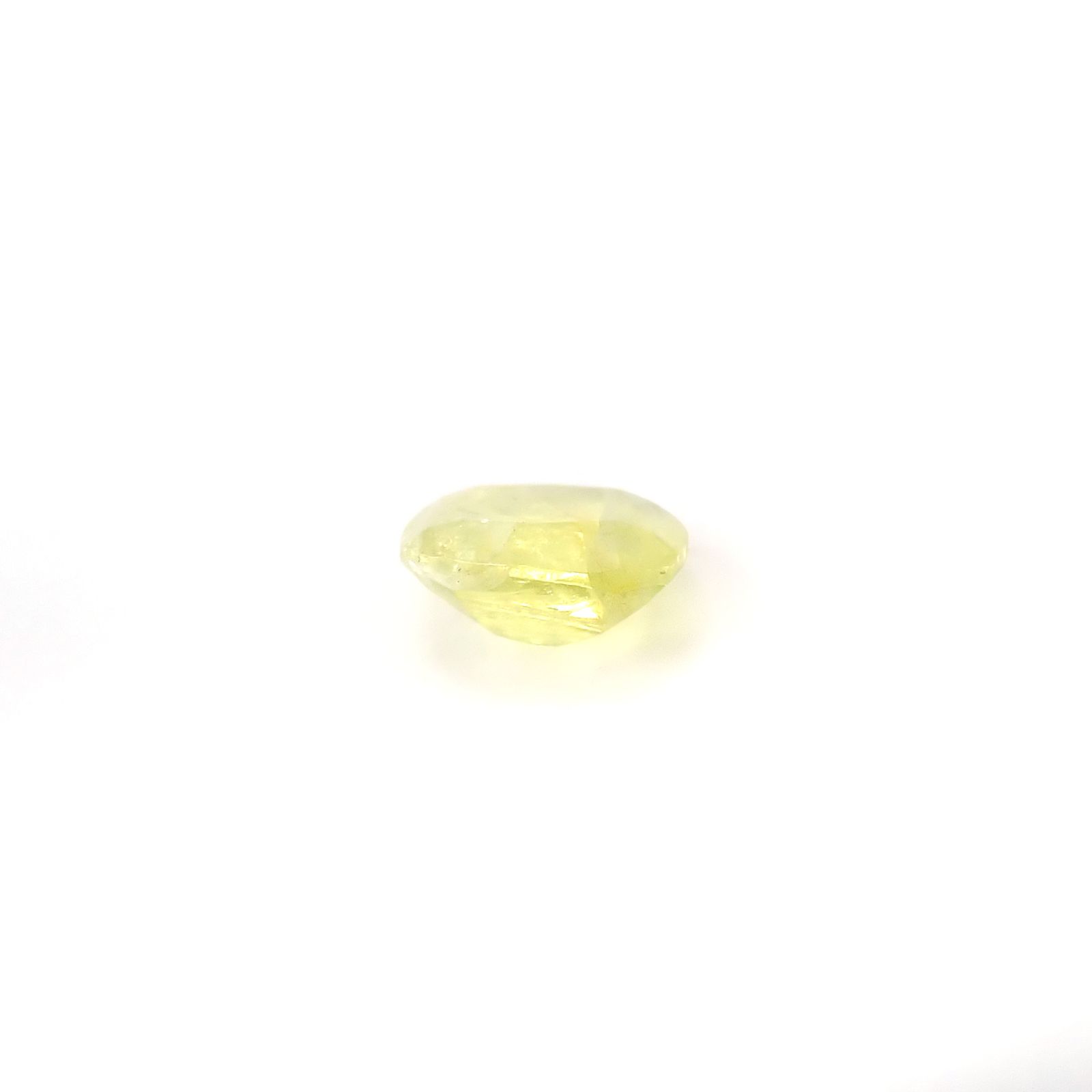イエローアウイナイト フルオレッセンス(宝石名イエロー・アウイナイト)アフガニスタン産 0.243ct ソ付(日独)[250931150]4.42x4.07mm前後