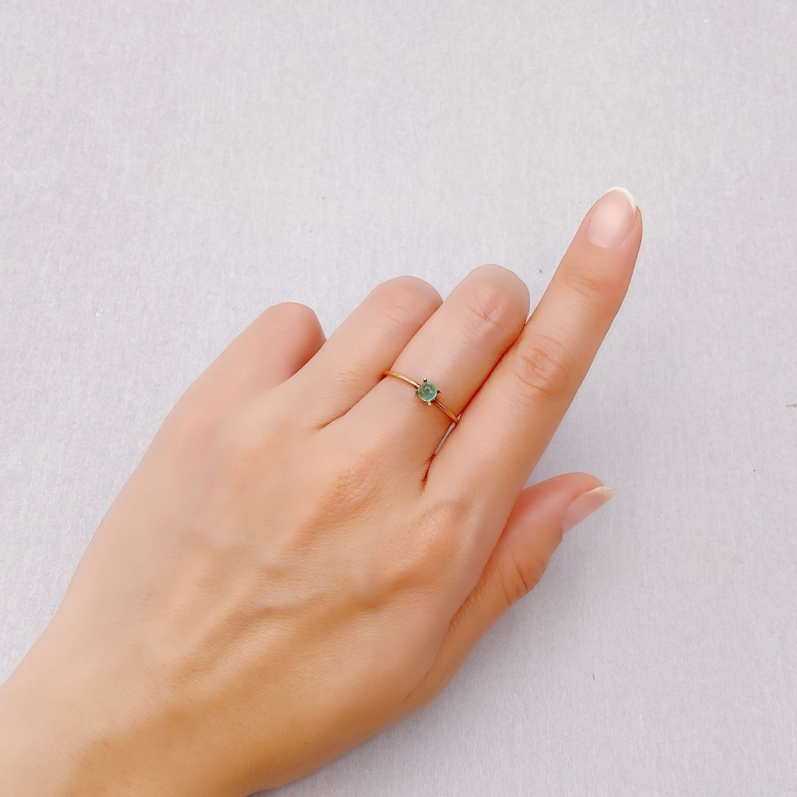 エメラルドキャッツアイ コロンビア産 0.23ct [241229555]3.6x3.5mm前後