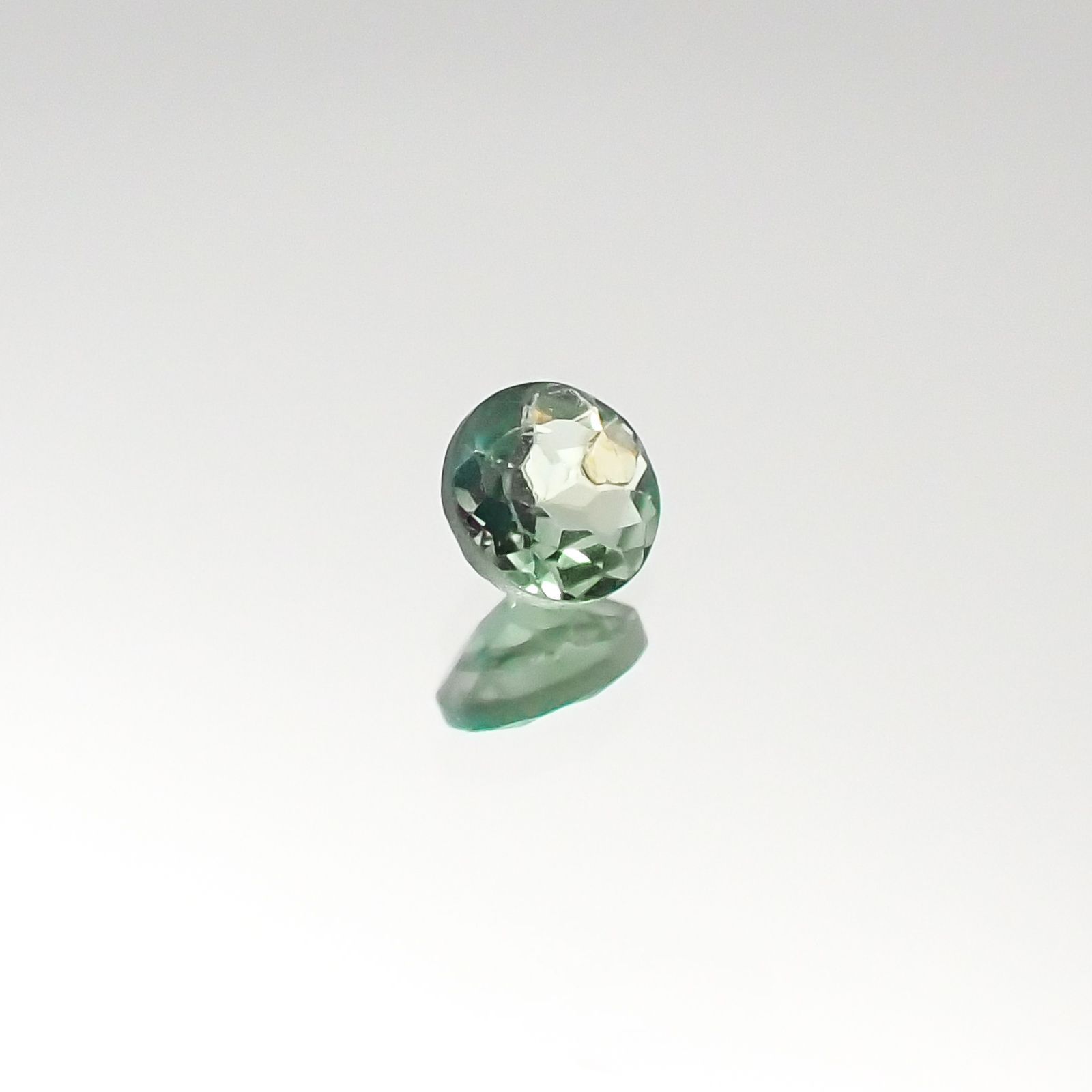 アレキサンドライト インド産 ルース 0.13ct[20095567]3.1×3.1mm前後