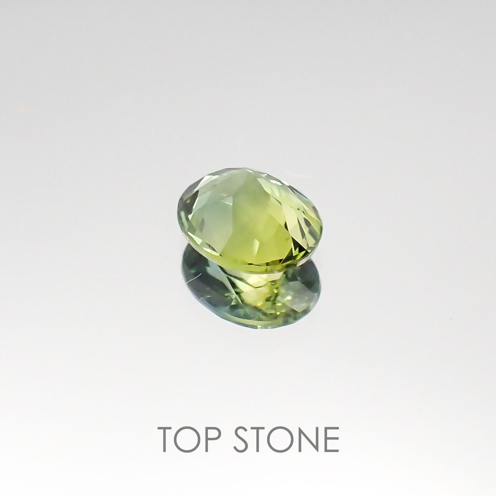 ゴールドシーンサファイア 非加熱 ケニア産 ルース 0.62ct[20085074]5.7×4.5mm前後
