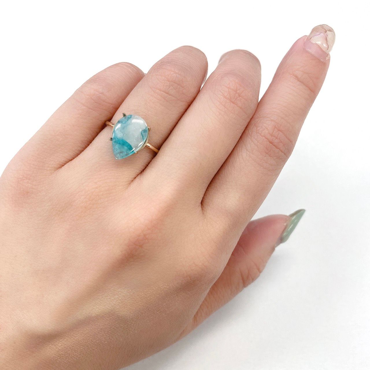 パライバトルマリンインクォーツ ブラジル産 ルース 1.84ct[210410807]12.9×8.8mm前後
