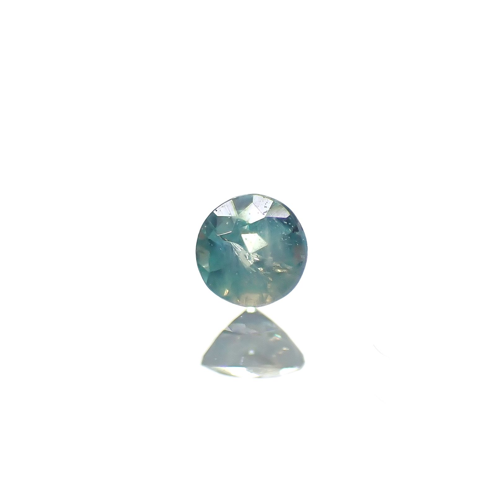 シルキーアレキサンドライト ブラジル産/エメラルドマイン社製 0.043ct[240527613]2.1x2.1mm前後 | TOP  STONE(トップストーン)