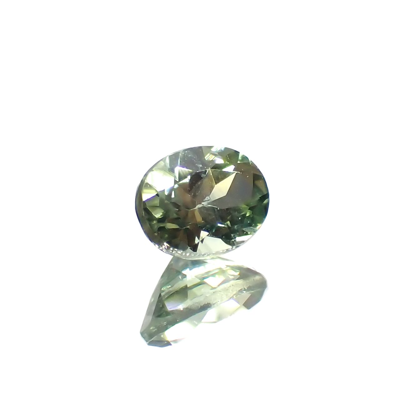 モンタナサファイア(宝石名サファイア)アメリカ・モンタナ州産 0.22ct 識別済[230321274]3.9x2.9mm前後