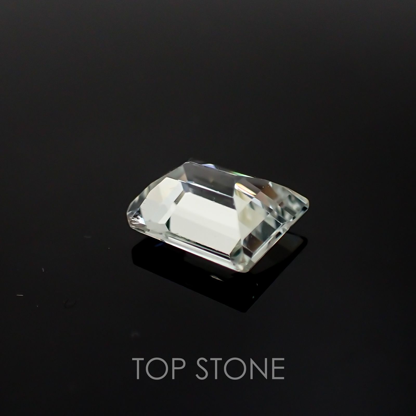 ヒデナイト アフガニスタン産 ルース 3.06ct[20128823]9.3×7.8mm前後