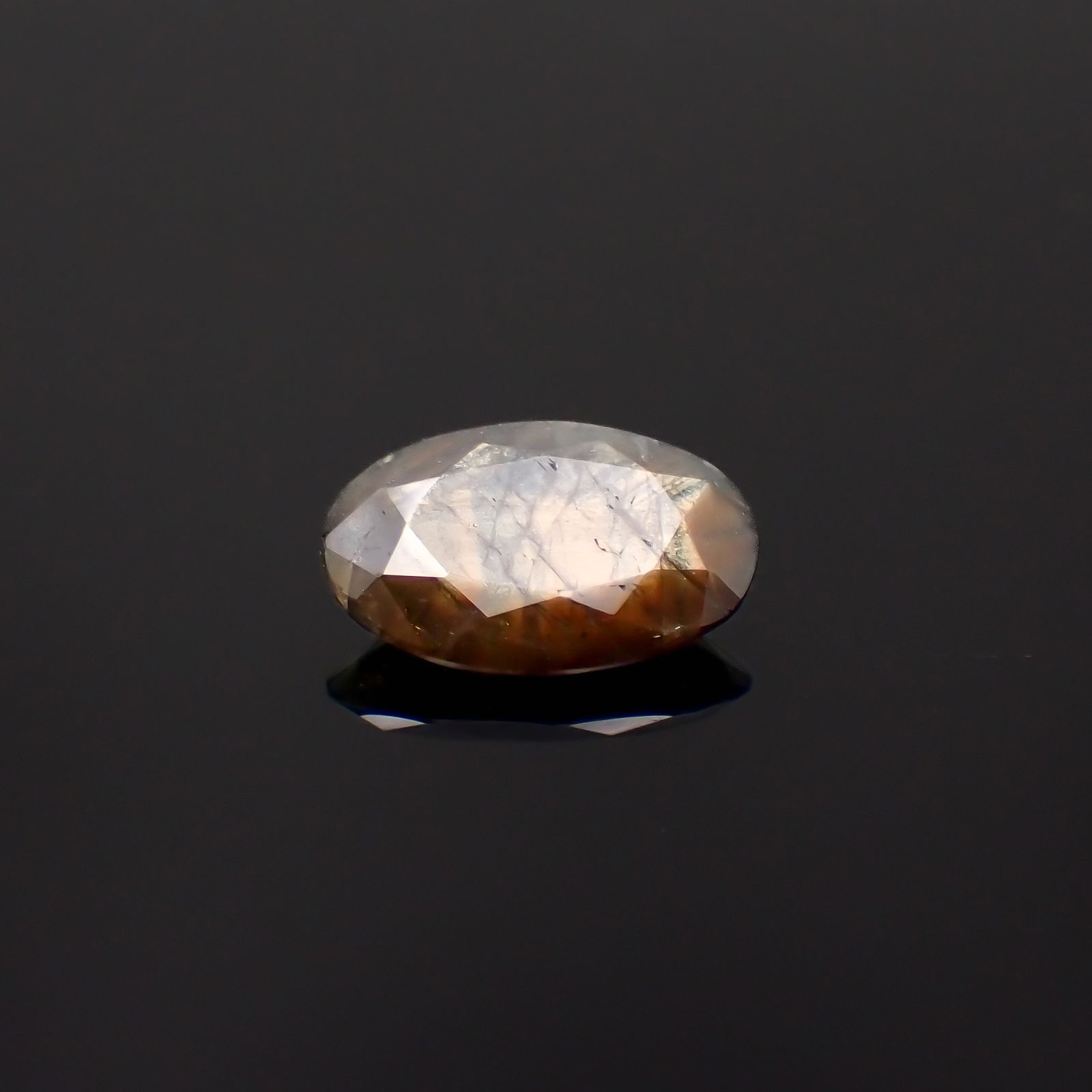 ゴールドシーンサファイア非加熱 ケニア産 3.42ct[230321334]12.1x8.1mm前後