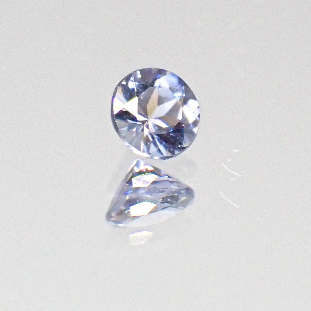 ベニトアイト(宝石名ベニトアイト)アメリカ・カリフォルニア州産 0.072ct 識別済[220817304]2.6x2.6mm前後