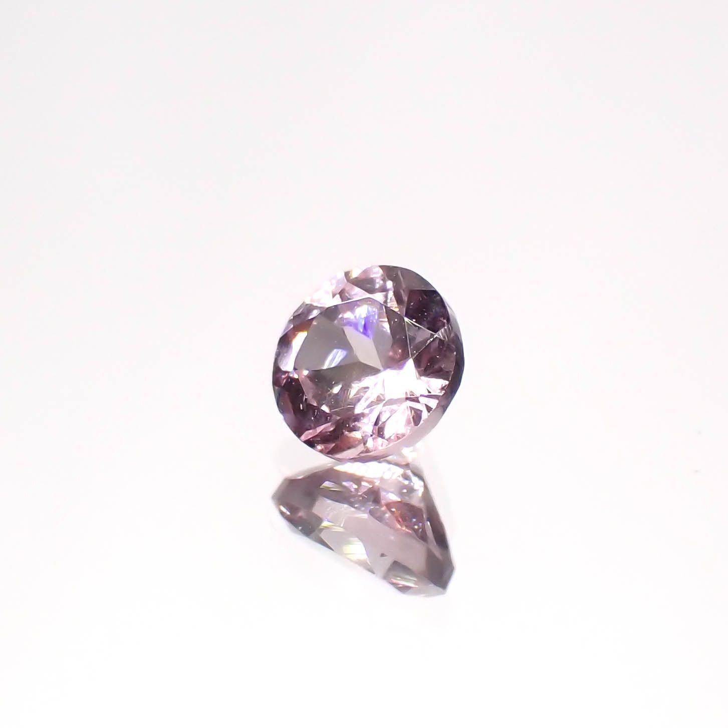 ドラゴンガーネット タンザニア産 0.32ct[230722954]3.9x3.9mm前後