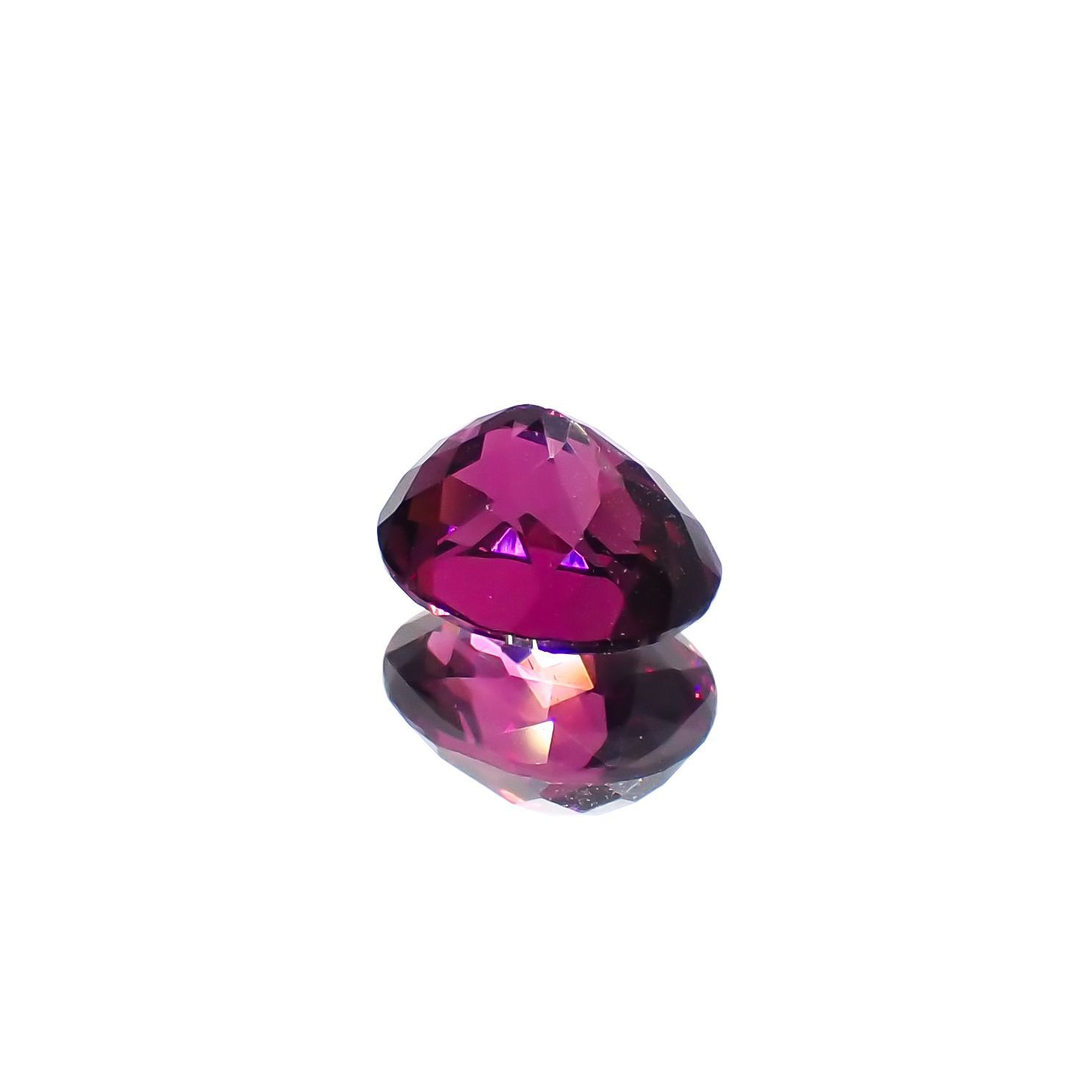 グレープガーネット(宝石名ガーネット)ブラジル産 1.41ct 識別済[220917706]7.1x5.5mm前後