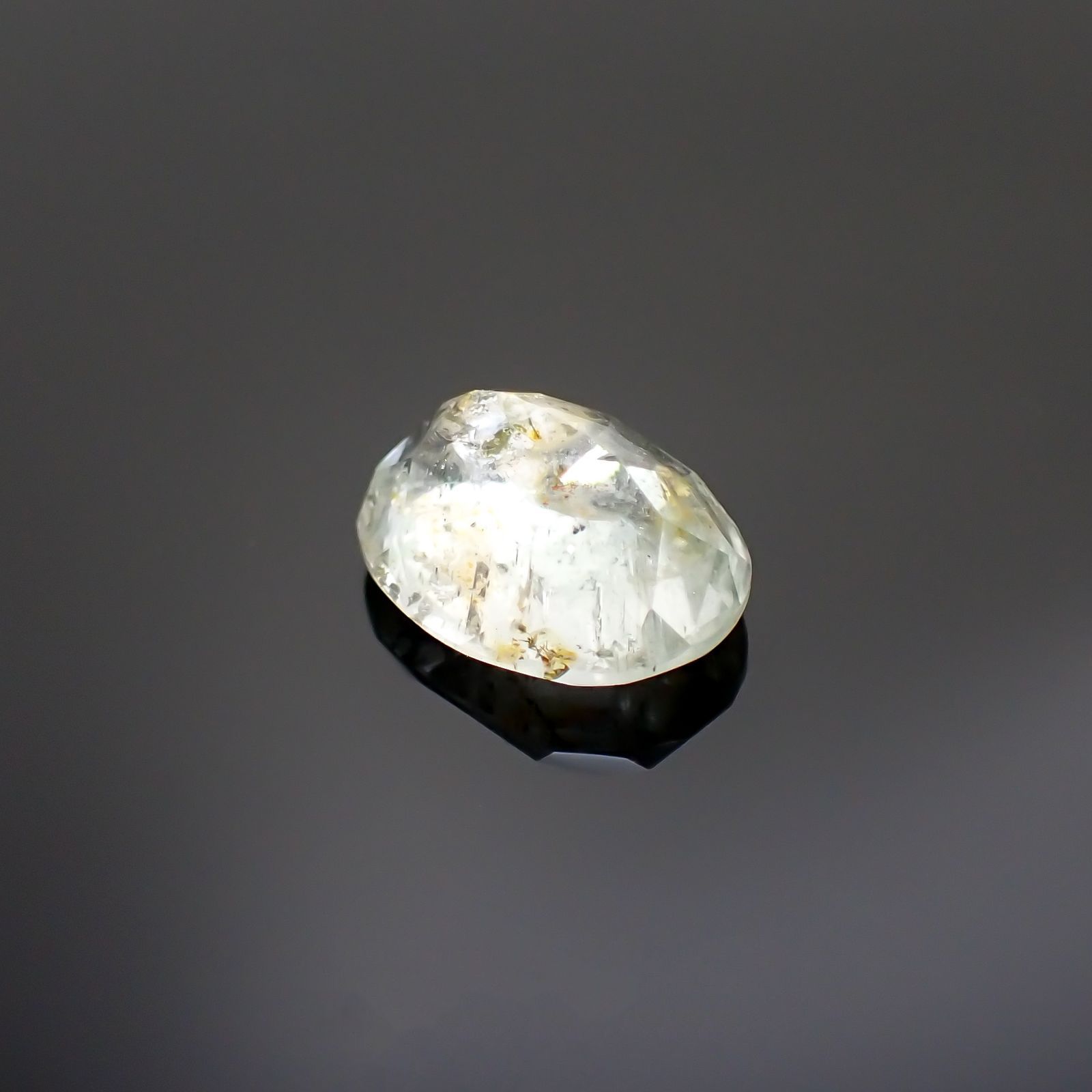 オーロラアクアマリン ブラジル産 2.88ct [220114400]10.6x8.1mm前後