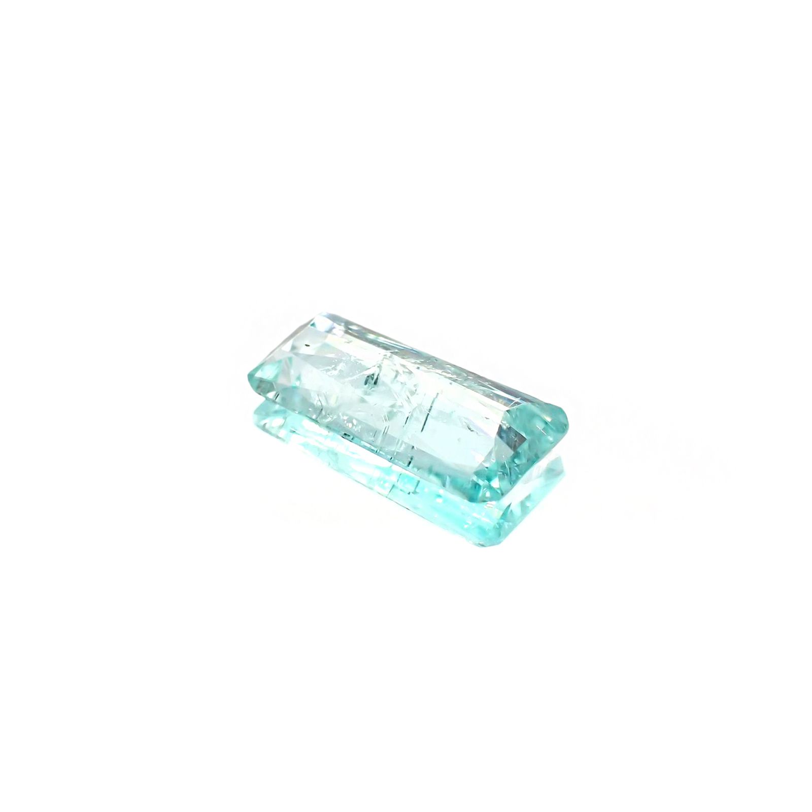 パライバトルマリン(宝石名トルマリン/別名パライバ・トルマリン) モザンビーク産 ソ付(宝貴協) 1.787ct / 12.7×6.1mm前後 [210711658]