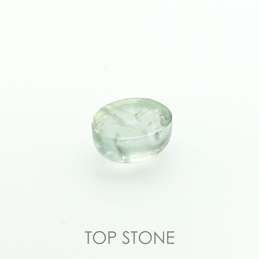 バナジウムコーネルピン(宝石名コーネルピン)タンザニア・タンガ州産 0.64ct 識別済[220115564]4.9x4mm前後