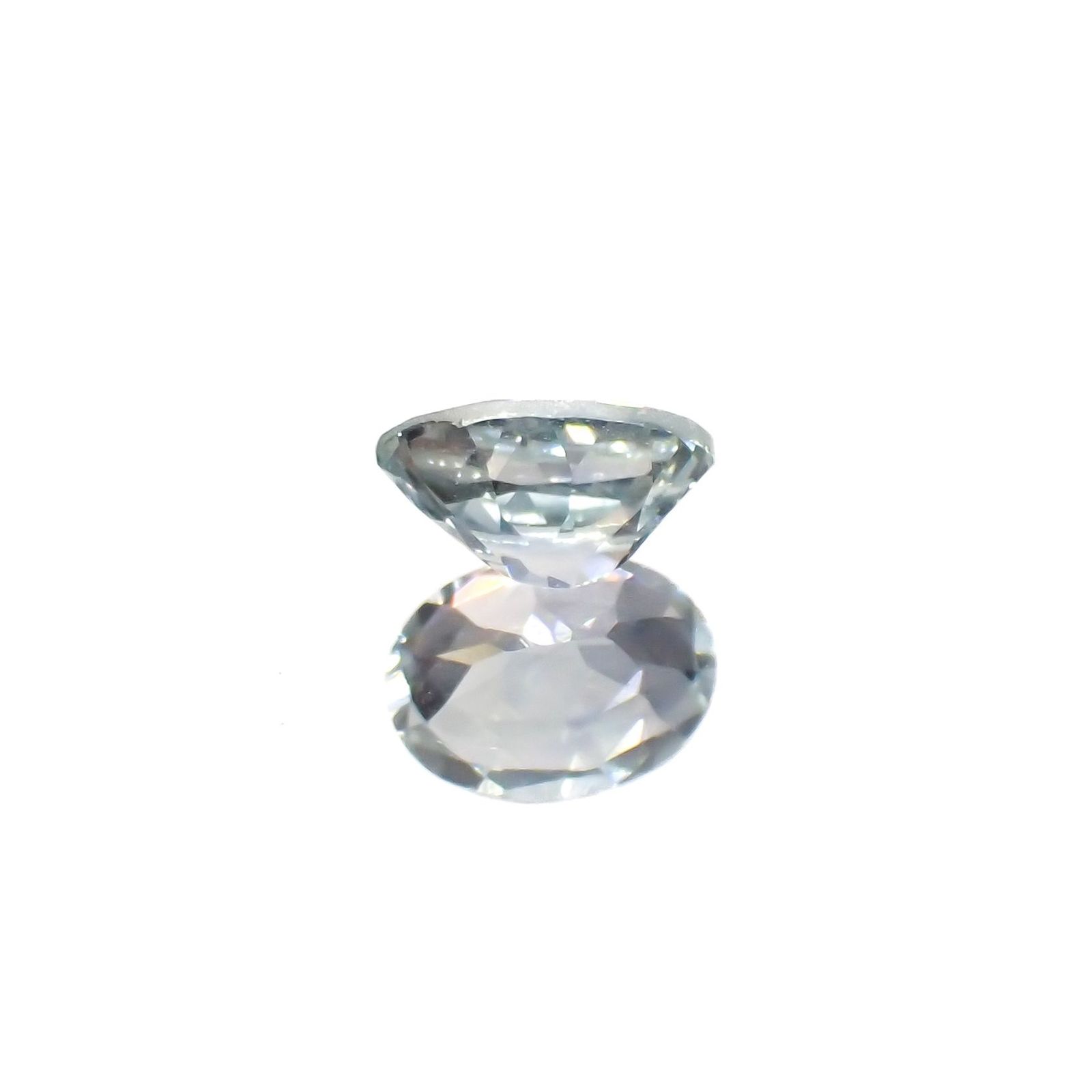 モンタナサファイア(宝石名サファイア)アメリカ・モンタナ州産 識別済 0.40ct / 5.2x3.9mm前後 [260422431]